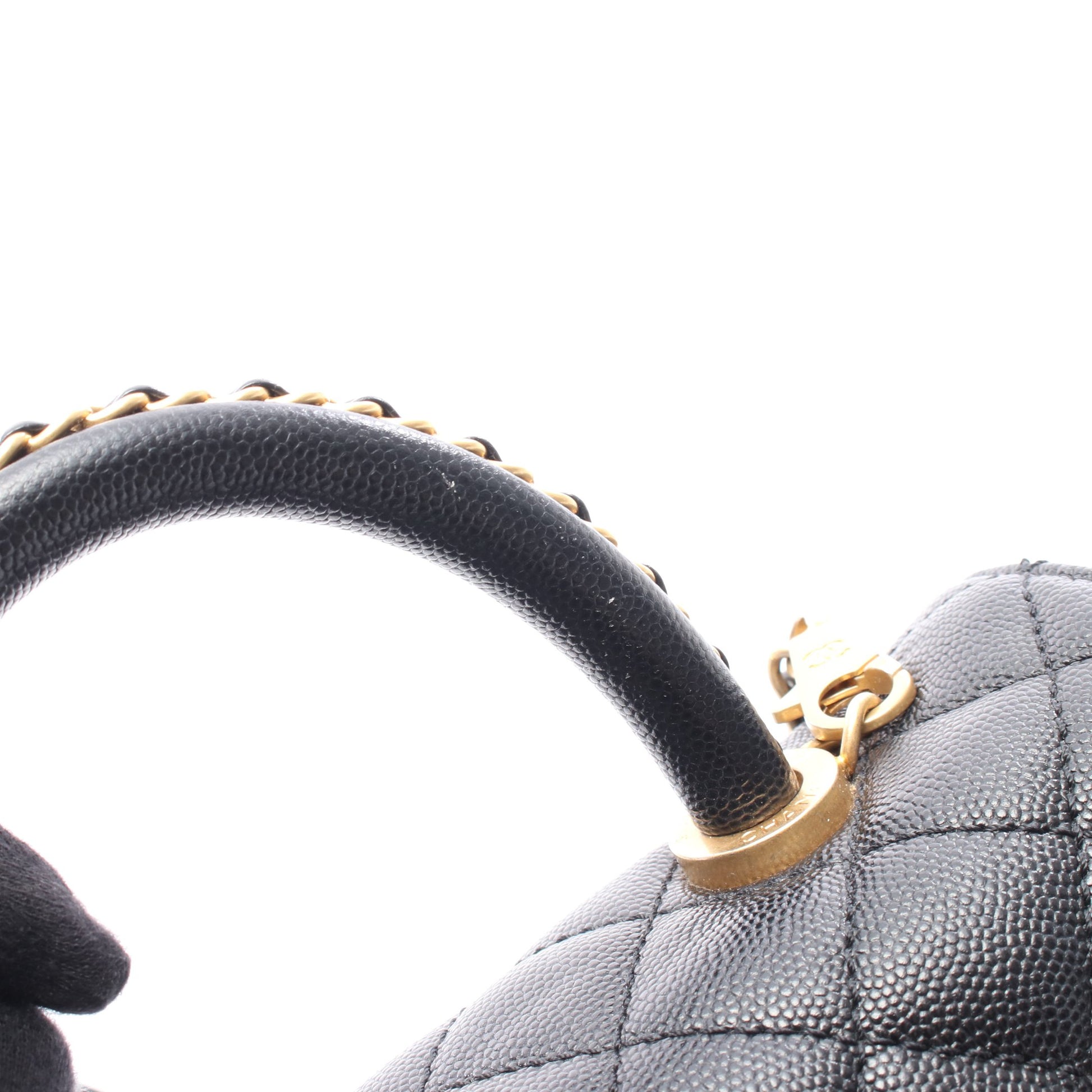 ココハンドル フラップ マトラッセ ハンドバッグ キャビアスキン ブラック ゴールド金具 シャネル バッグ CHANEL
