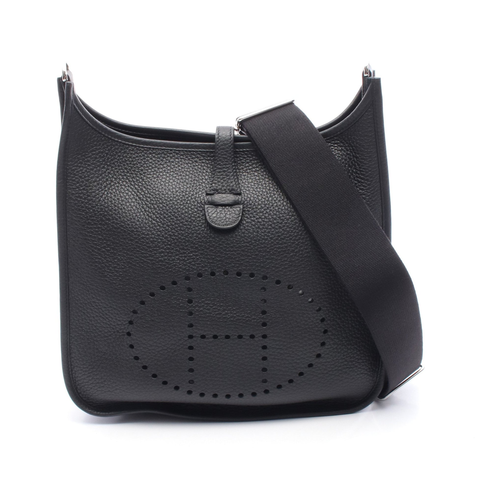 エヴリン 3 トロワ PM ショルダーバッグ トリヨンクレマンス ブラック シルバー金具 K刻印 エルメス バッグ HERMES