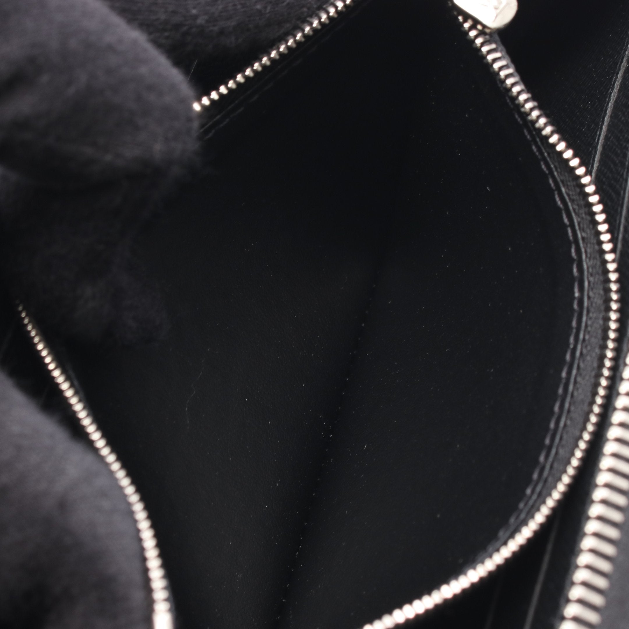 ポルトフォイユ クレマンス エピ ノワール ラウンドファスナー長財布