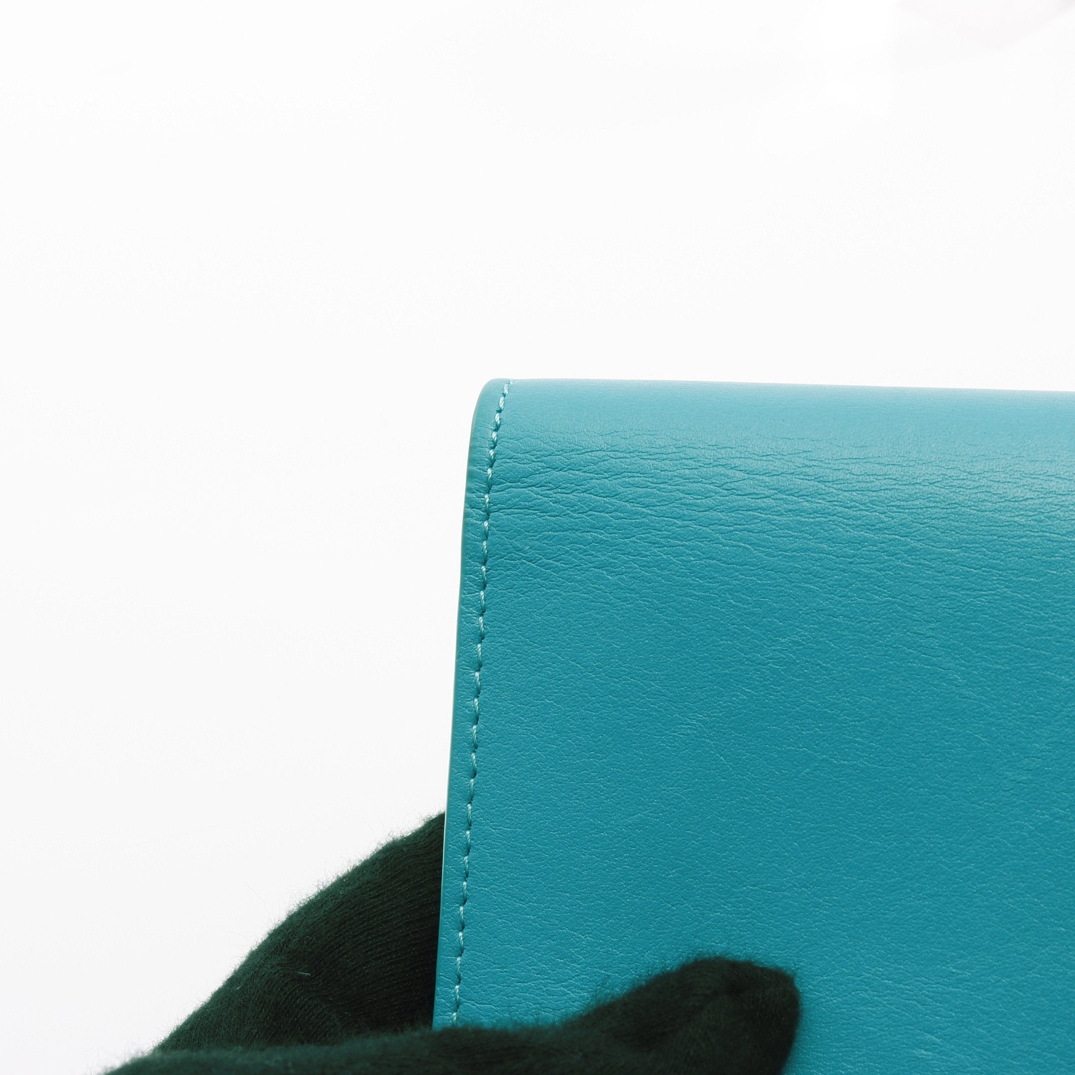 ぺブル バーティカル ウォレット スモール 三つ折り財布 レザー