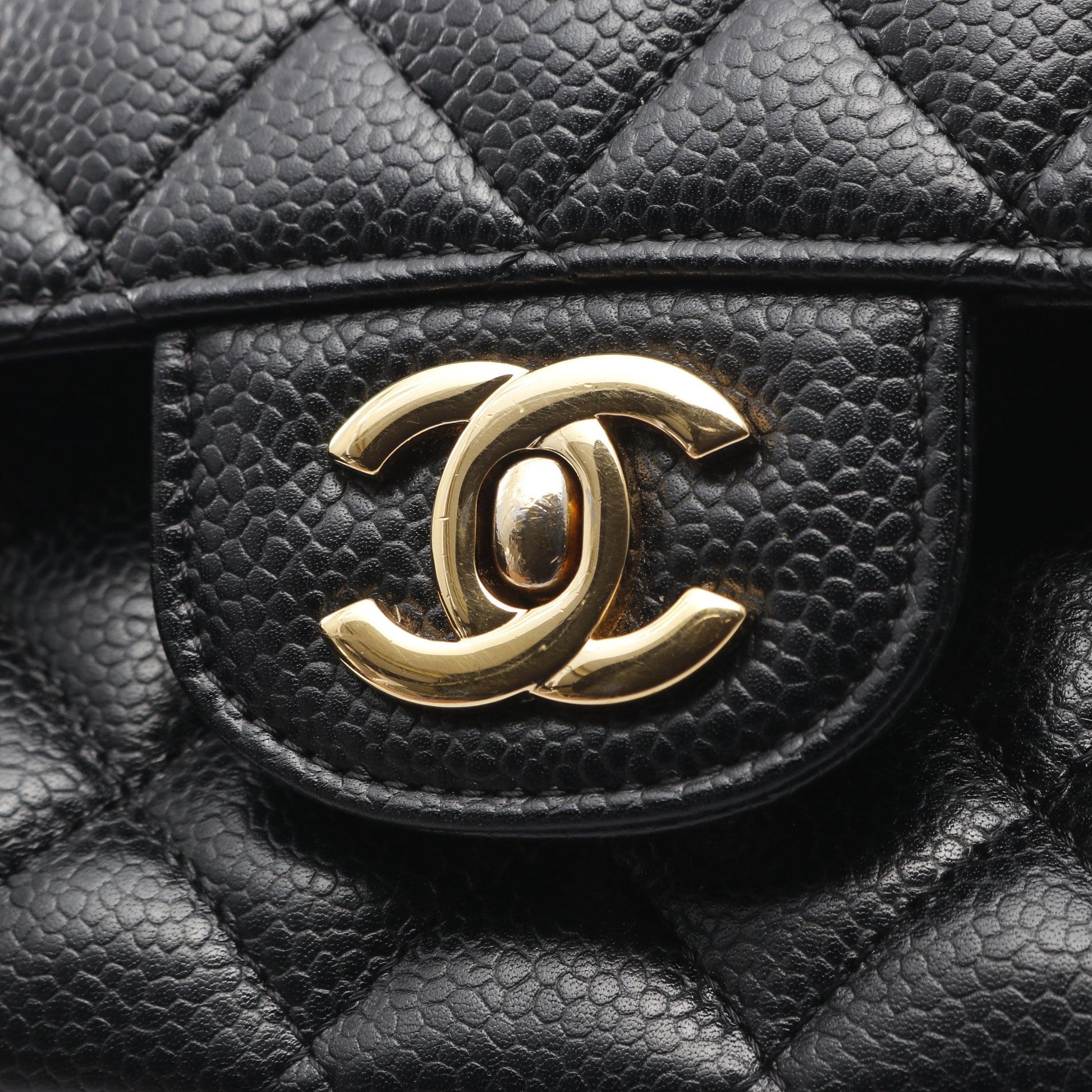 マトラッセ Wフラップ Wチェーンショルダーバッグ キャビアスキン ブラック ゴールド金具 シャネル バッグ CHANEL