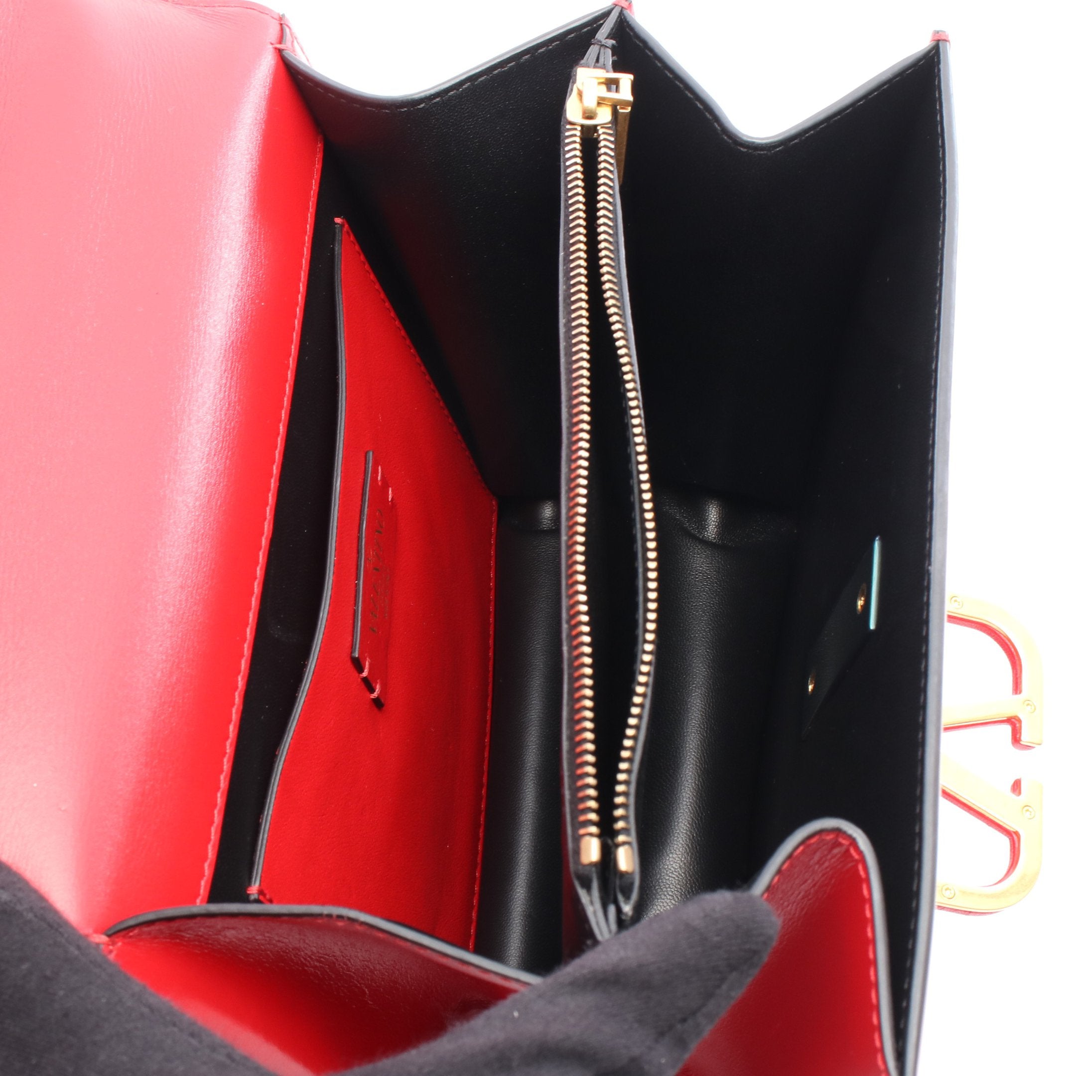 Vスリング チェーンショルダーバッグ レザー レッド ヴァレンティノ