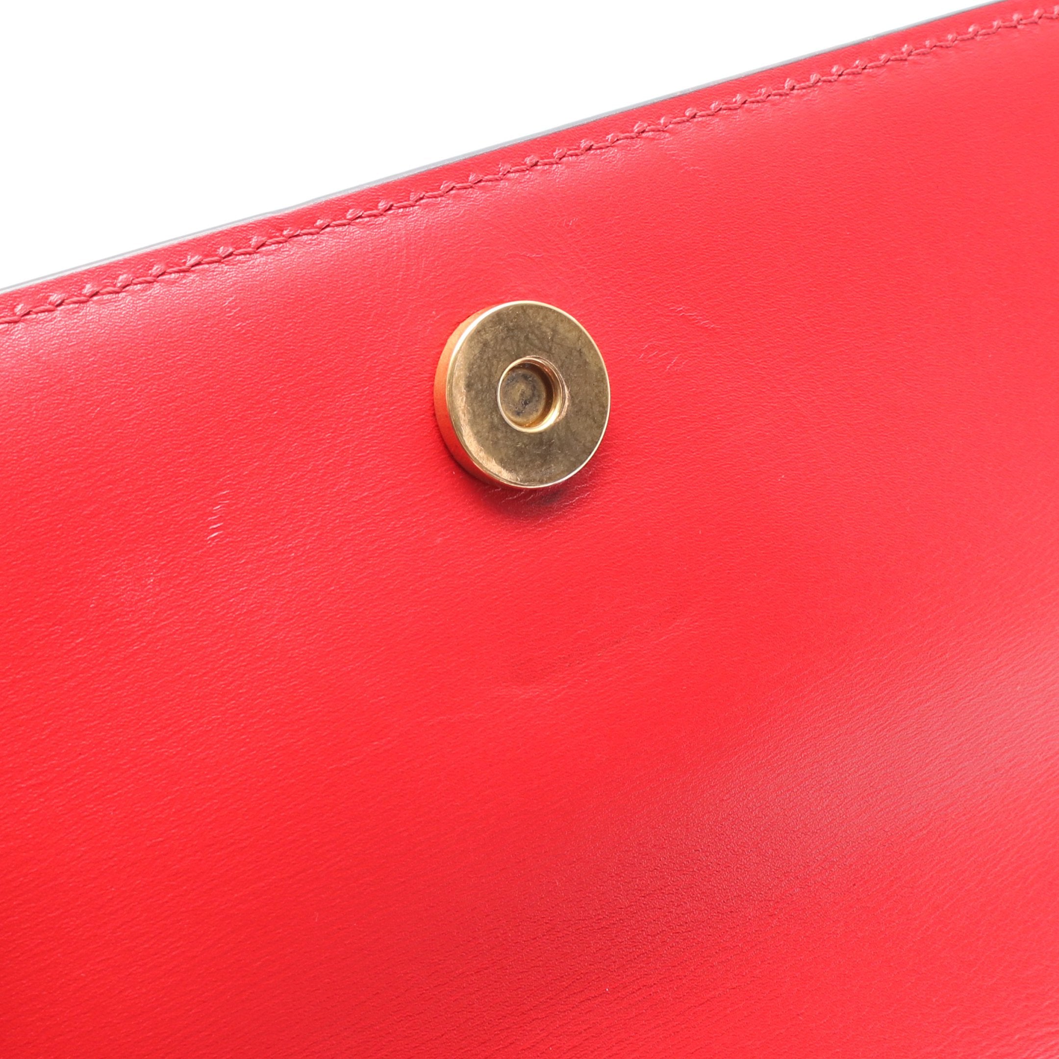 Vスリング チェーンショルダーバッグ レザー レッド ヴァレンティノ