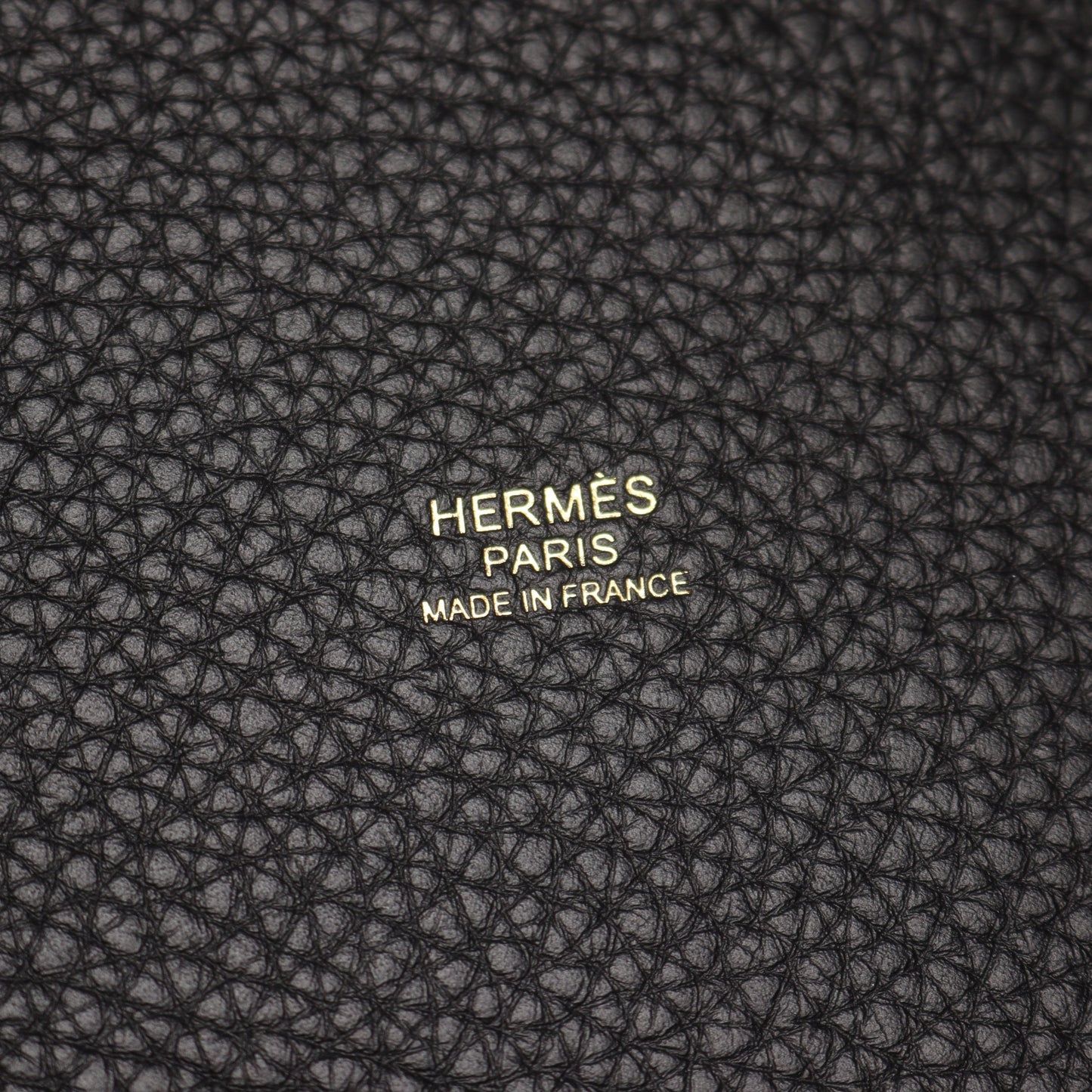 ピコタンロックMM ハンドバッグ トリヨンクレマンス ブラック ゴールド金具 W刻印 エルメス バッグ HERMES