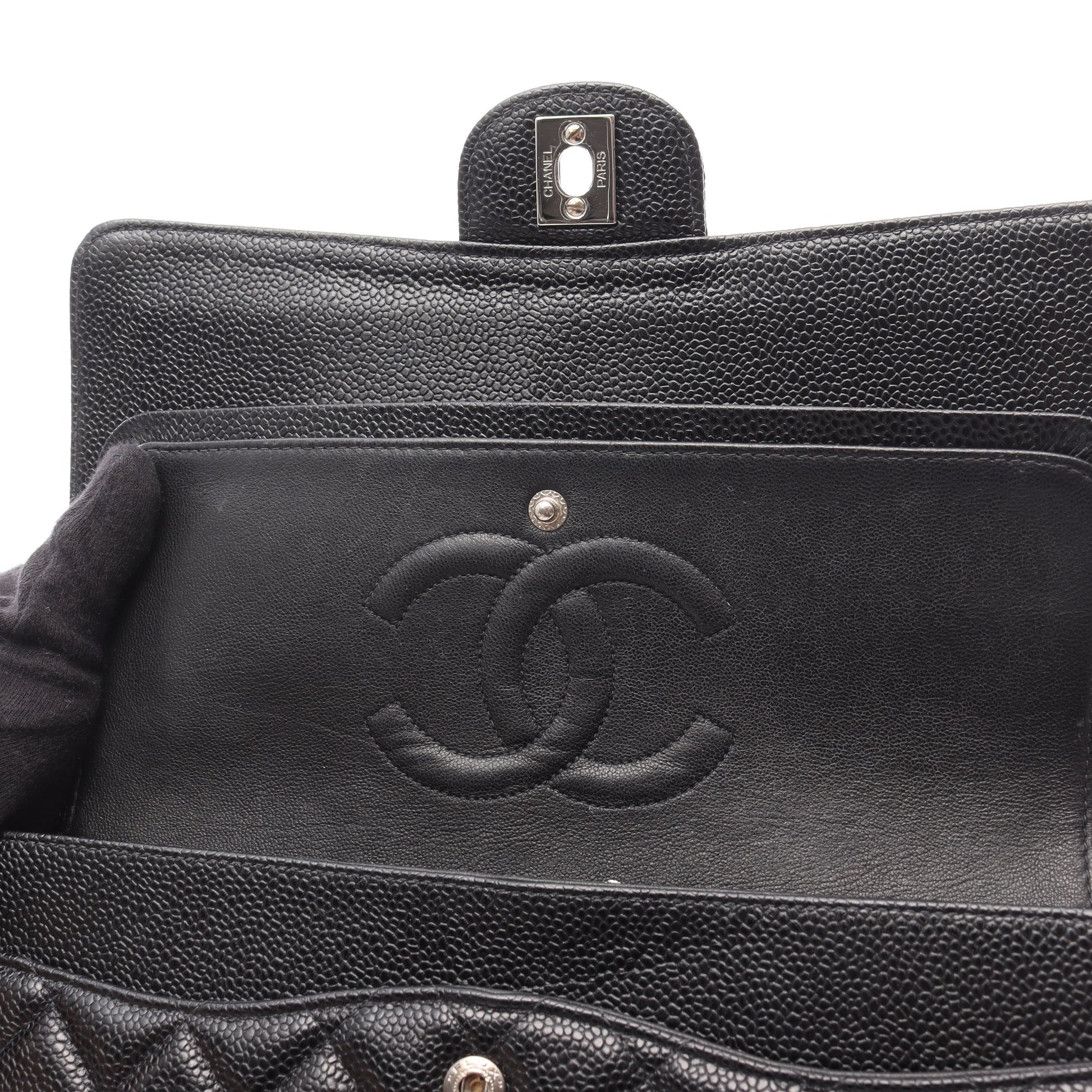 マトラッセ Wフラップ Wチェーンショルダーバッグ キャビアスキン ブラック シルバー金具 シャネル バッグ CHANEL