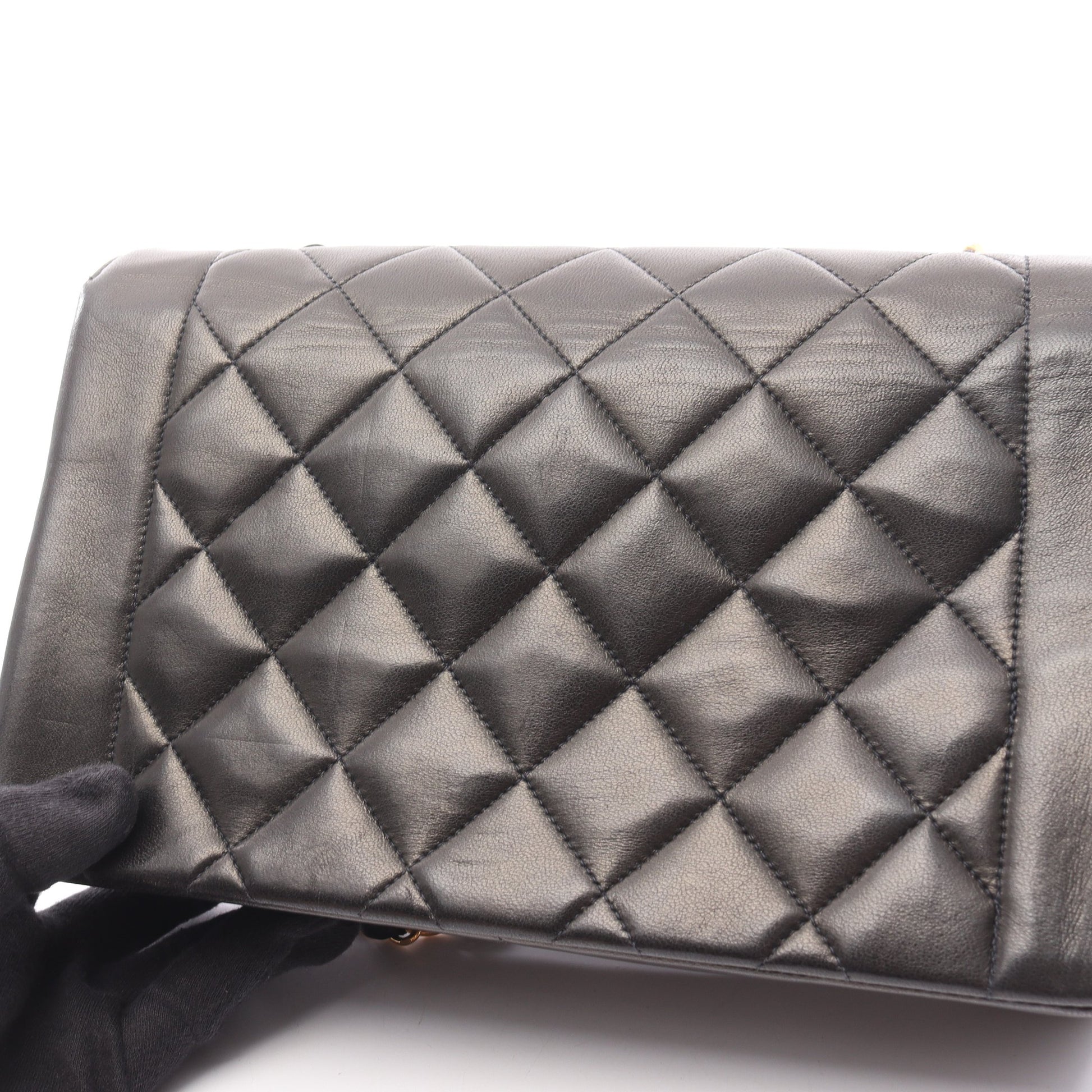 マトラッセ ダイアナフラップ チェーンショルダーバッグ ラムスキン ブラック ゴールド金具 シャネル バッグ CHANEL