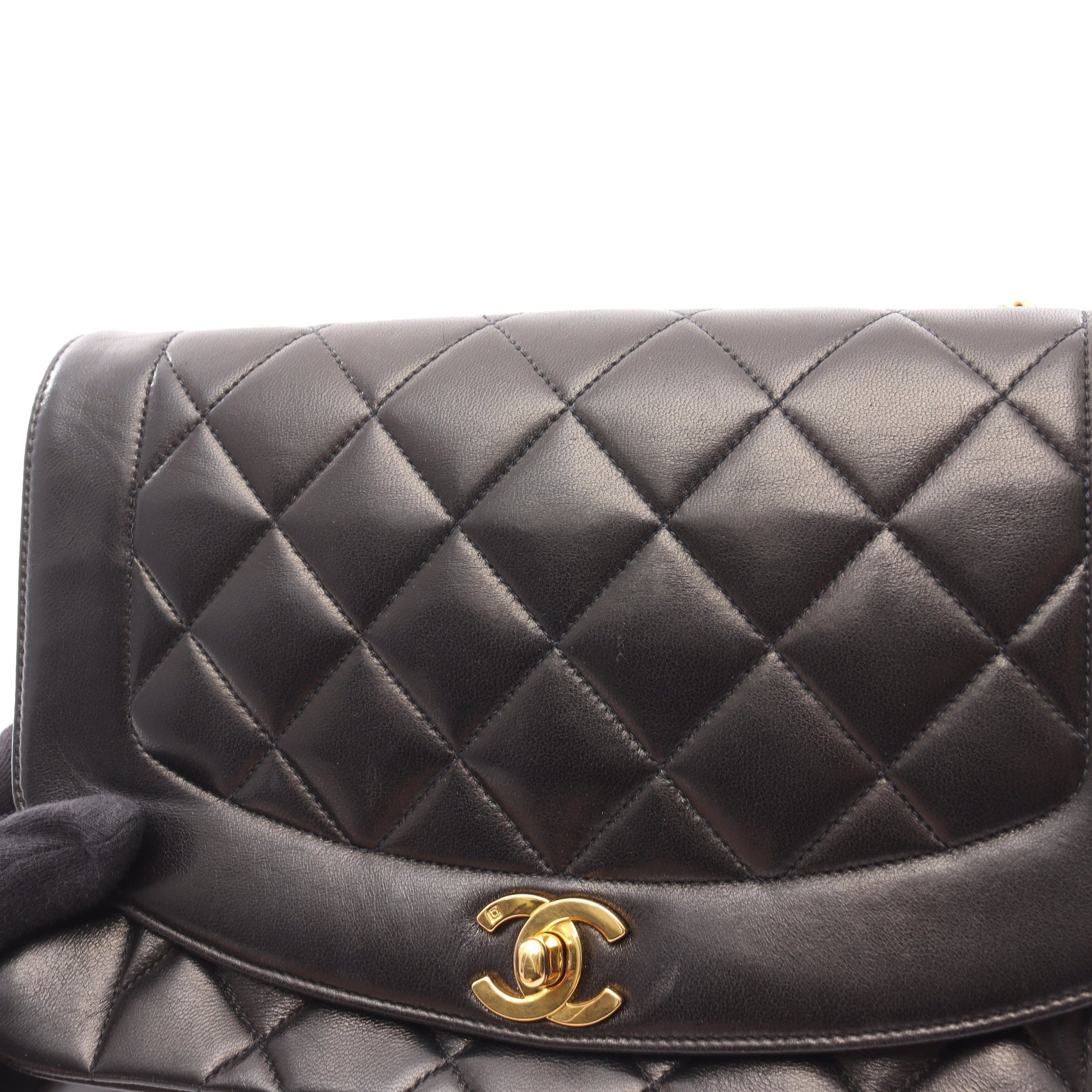 マトラッセ ダイアナフラップ チェーンショルダーバッグ ラムスキン ブラック ゴールド金具 シャネル バッグ CHANEL