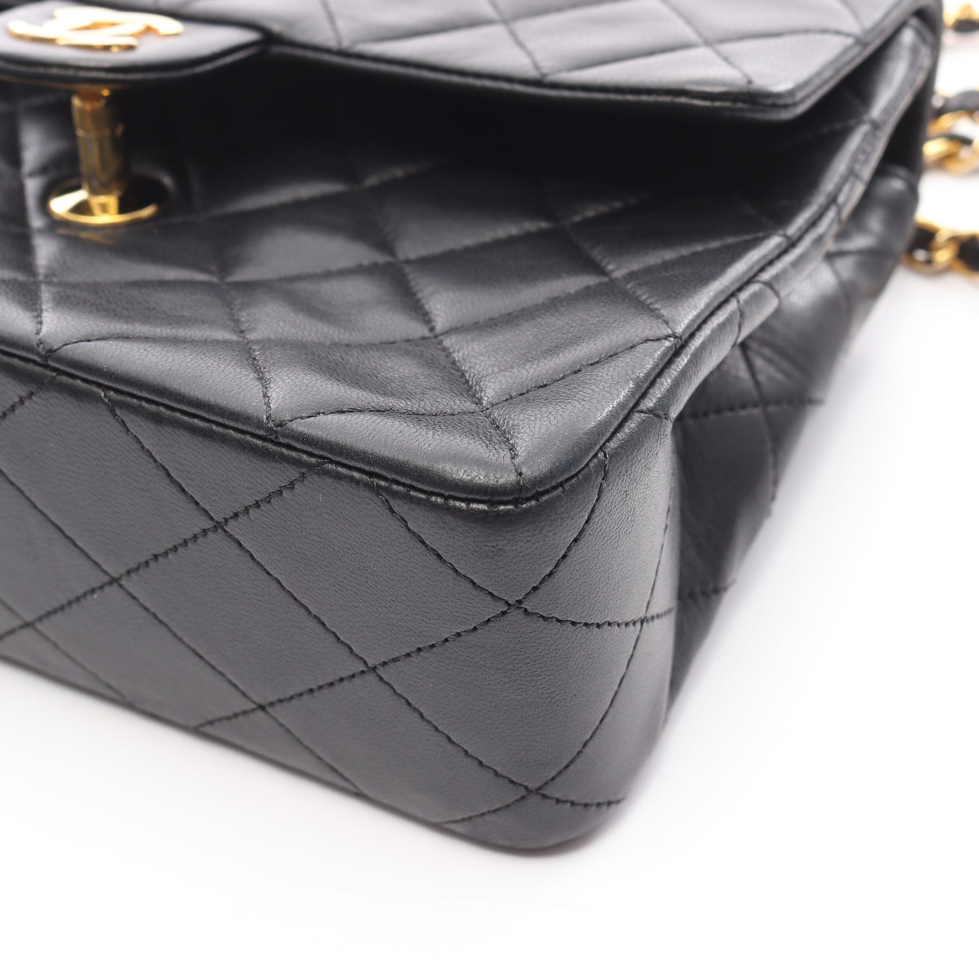 ミニマトラッセ20 チェーンショルダーバッグ ラムスキン ブラック ゴールド金具 シャネル バッグ CHANEL