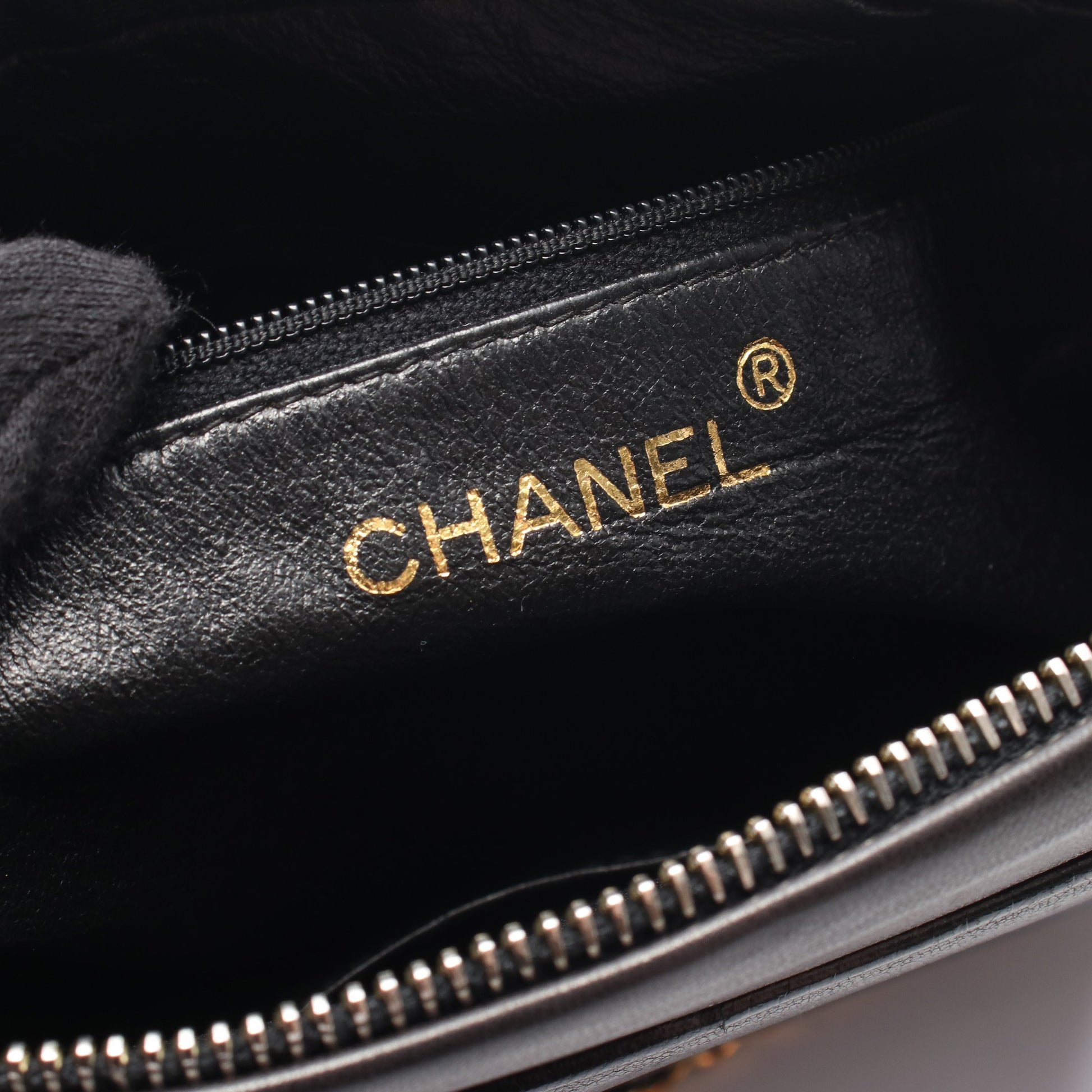 ココマーク チェーンショルダーバッグ ラムスキン ブラック ゴールド金具 シャネル バッグ CHANEL