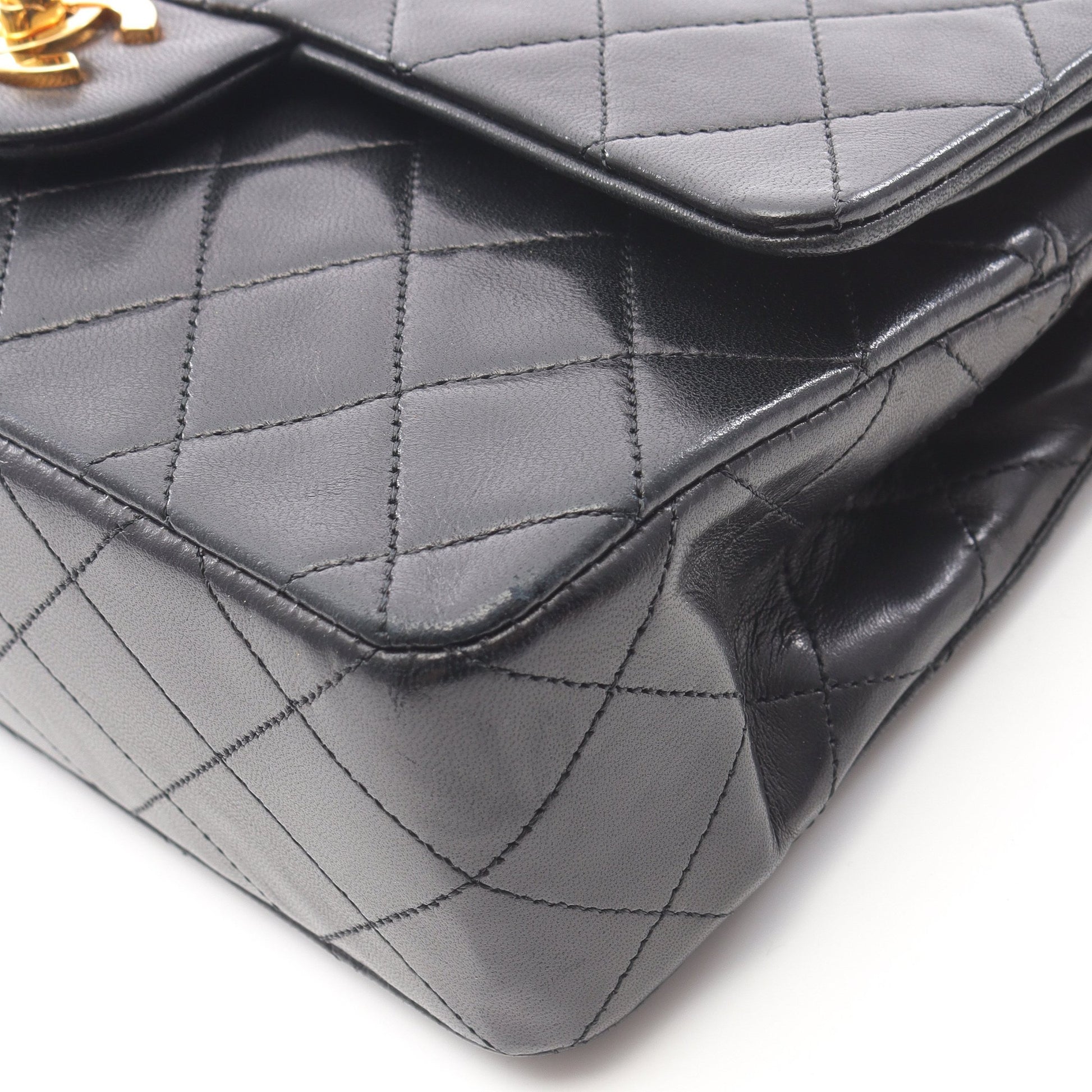 マトラッセ Wフラップ Wチェーンショルダーバッグ ラムスキン ブラック ゴールド金具 シャネル バッグ CHANEL