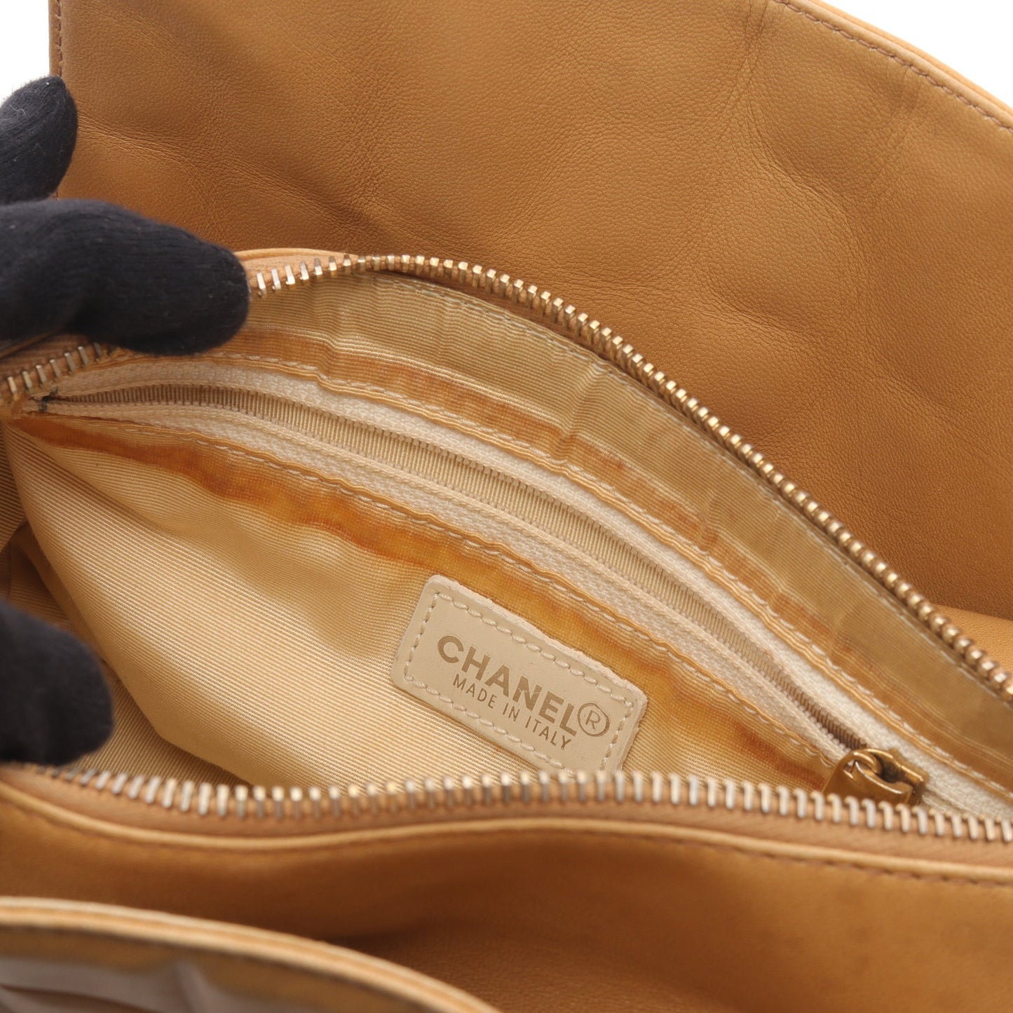 チョコバー ハンドバッグ レザー ベージュ ゴールド金具 シャネル バッグ CHANEL