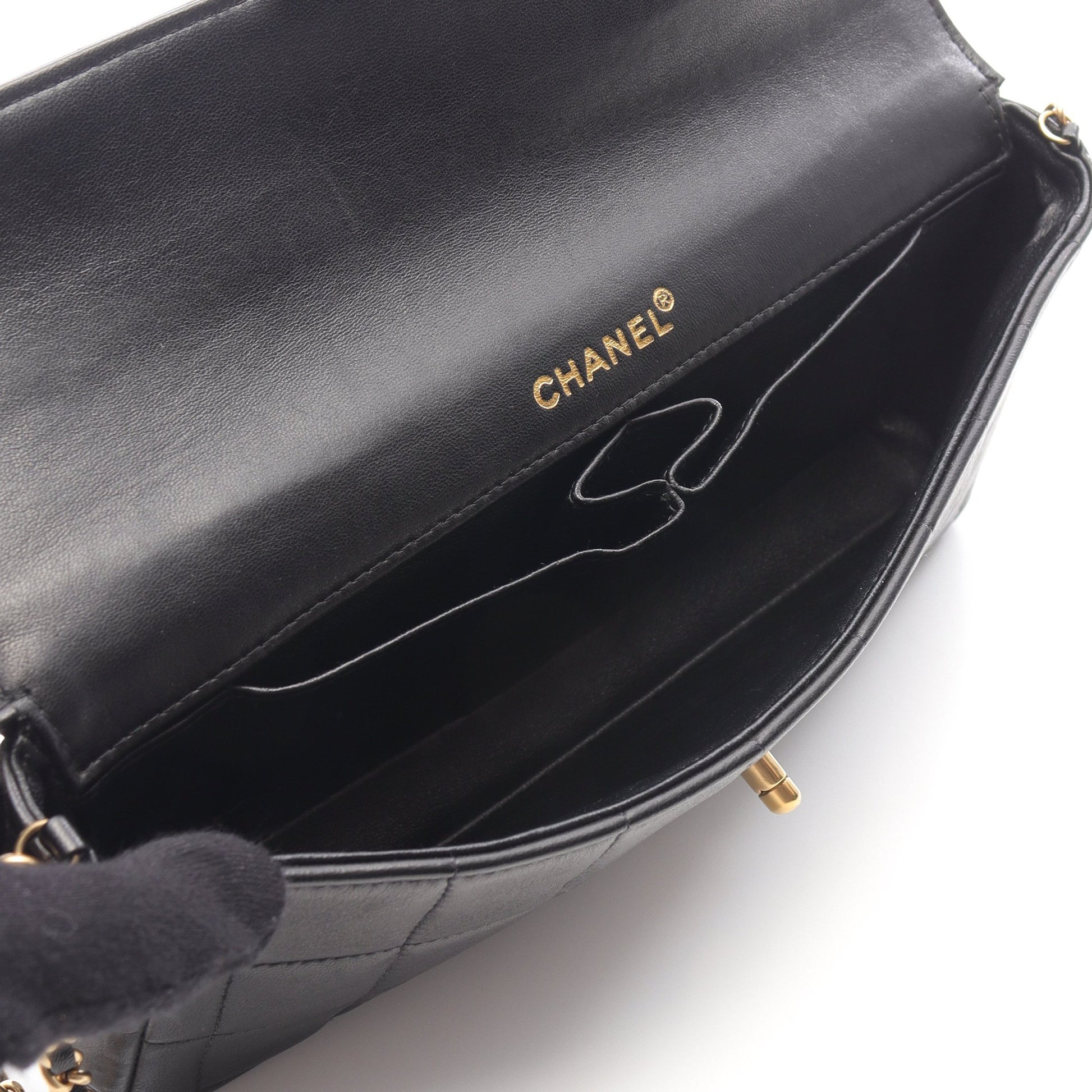 チョコバー チェーンショルダーバッグ ラムスキン ブラック ゴールド金具 シャネル バッグ CHANEL