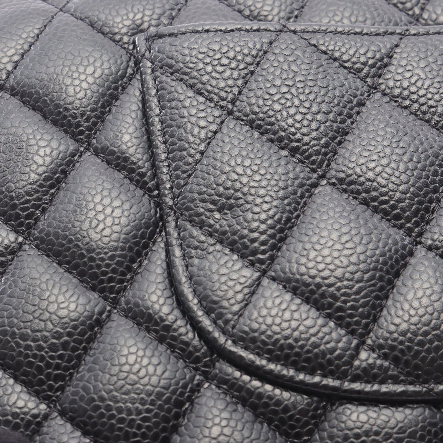 マトラッセ Wフラップ Wチェーンショルダーバッグ キャビアスキン ブラック シルバー金具 シャネル バッグ CHANEL