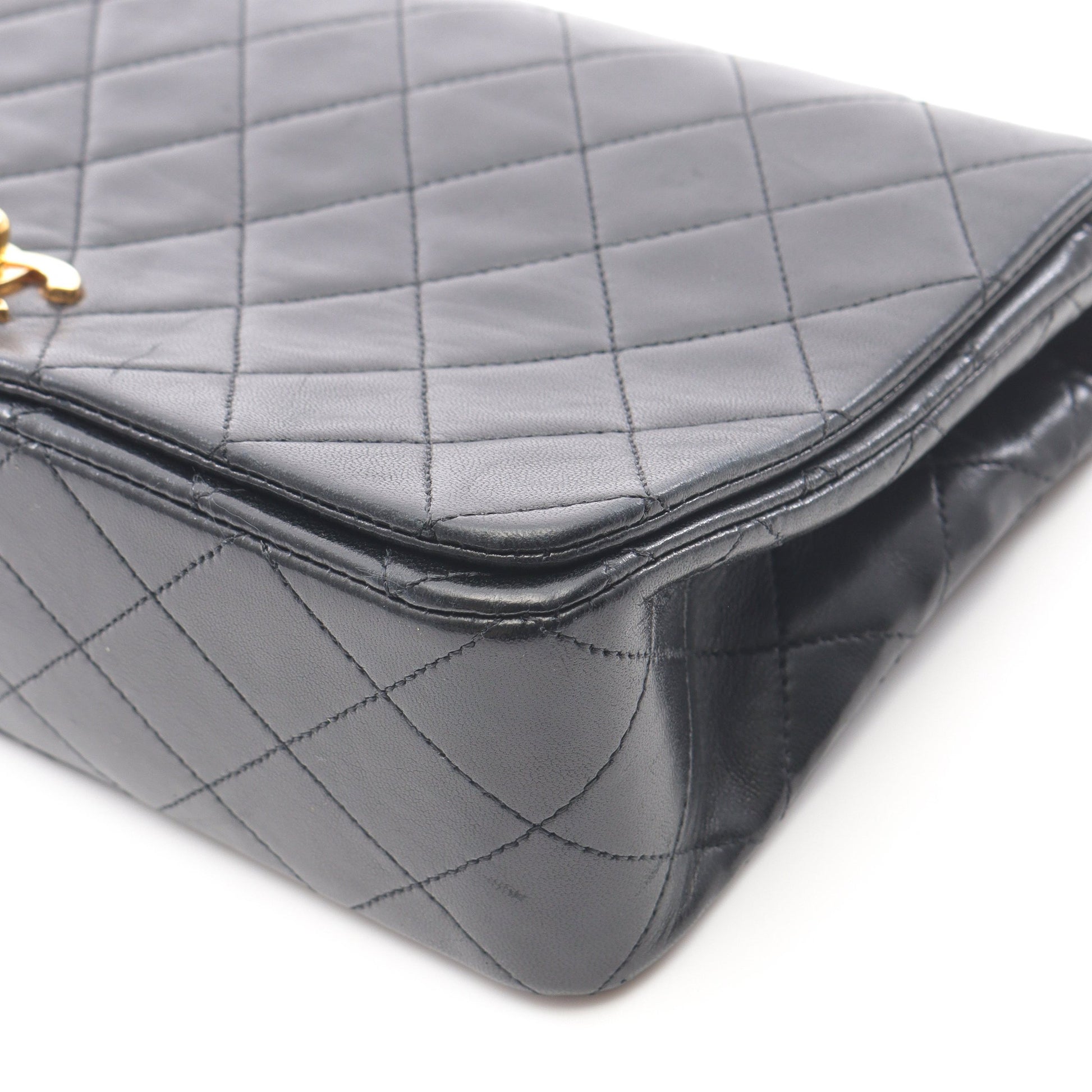 マトラッセ フルフラップ チェーンショルダーバッグ ラムスキン ブラック ゴールド金具 シャネル バッグ CHANEL