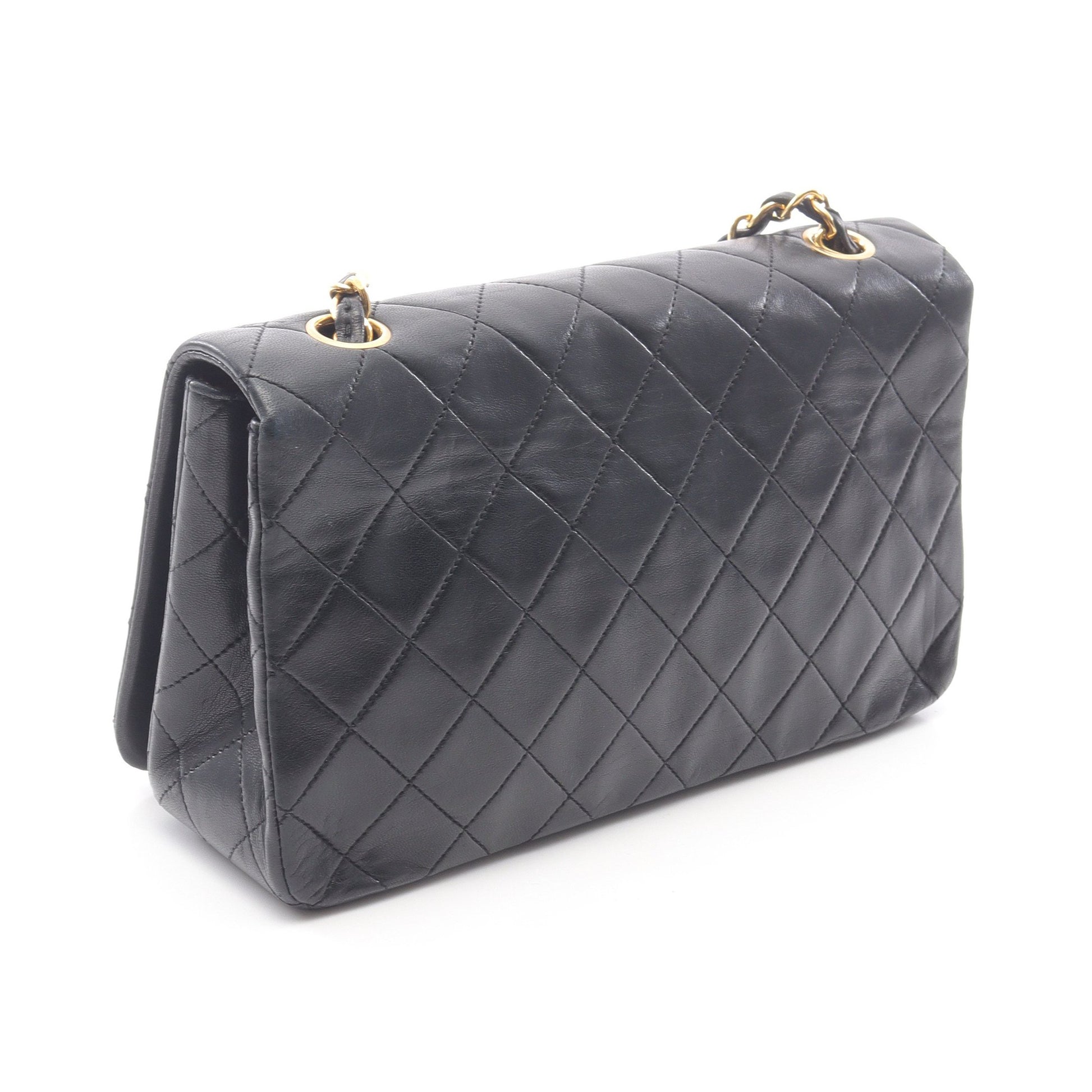 マトラッセ フルフラップ チェーンショルダーバッグ ラムスキン ブラック ゴールド金具 シャネル バッグ CHANEL