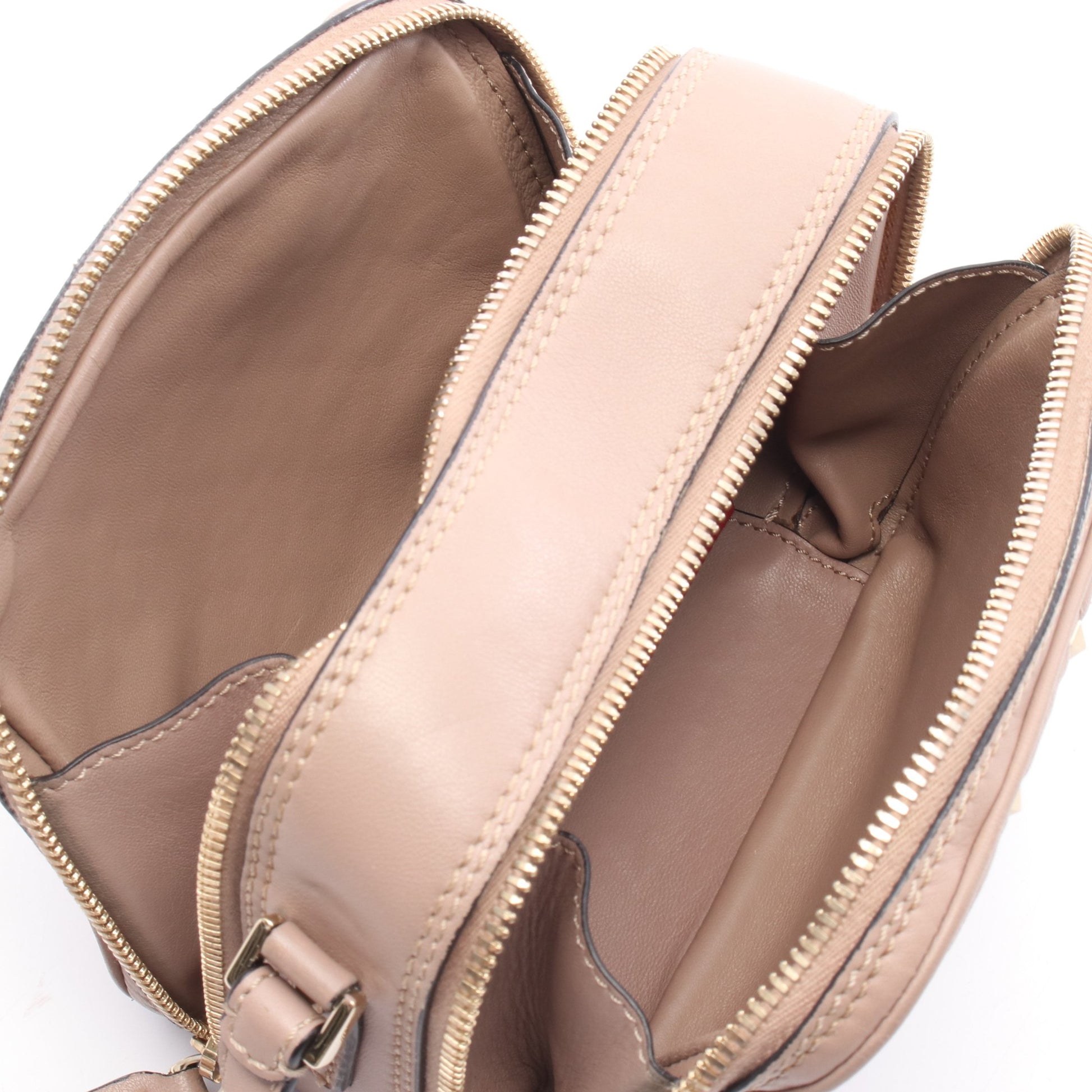 キルティング ショルダーバッグ レザー ダスティピンク ロックスタッズ ヴァレンティノ バッグ VALENTINO