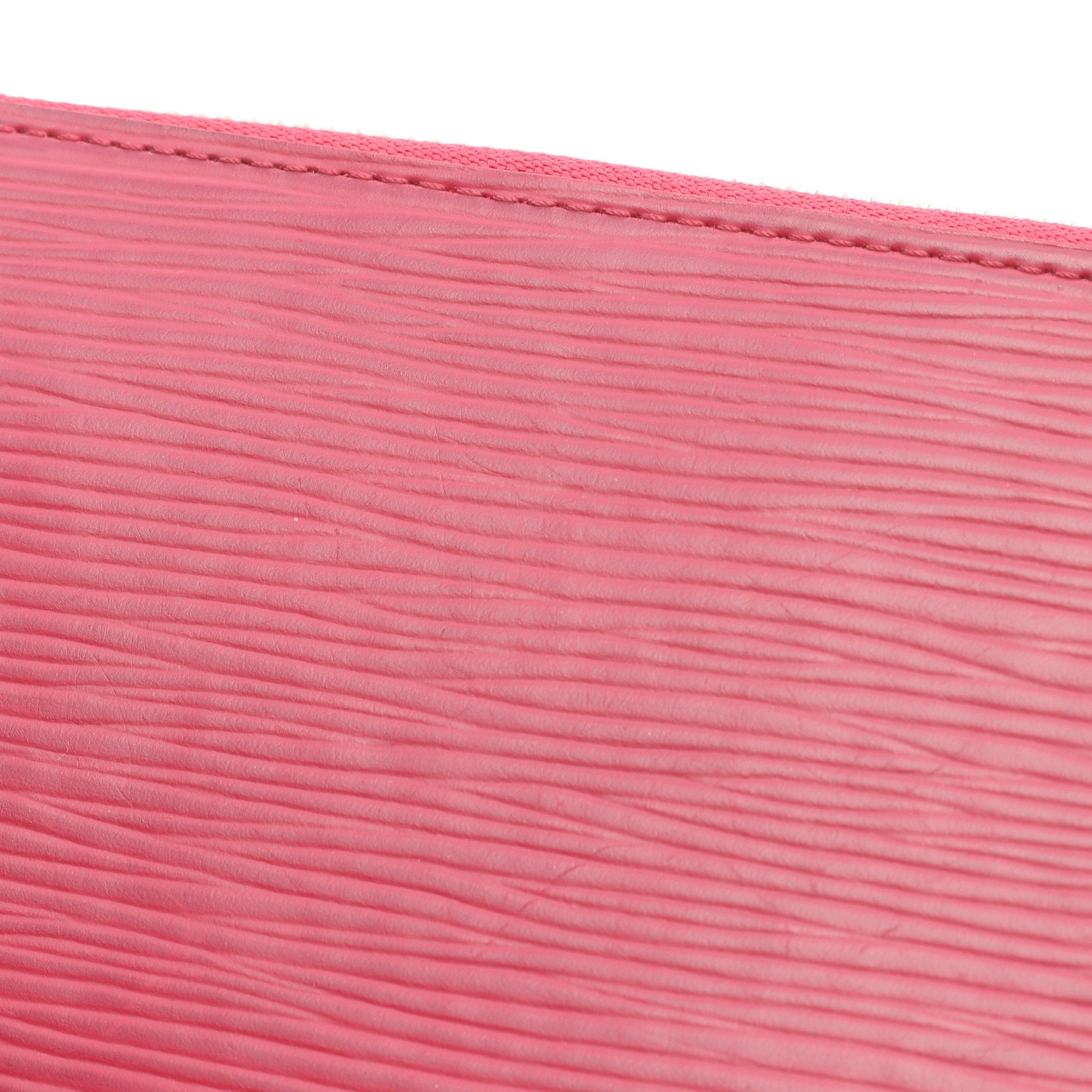 ジッピーウォレット エピ フューシャ ラウンドファスナー長財布 レザー