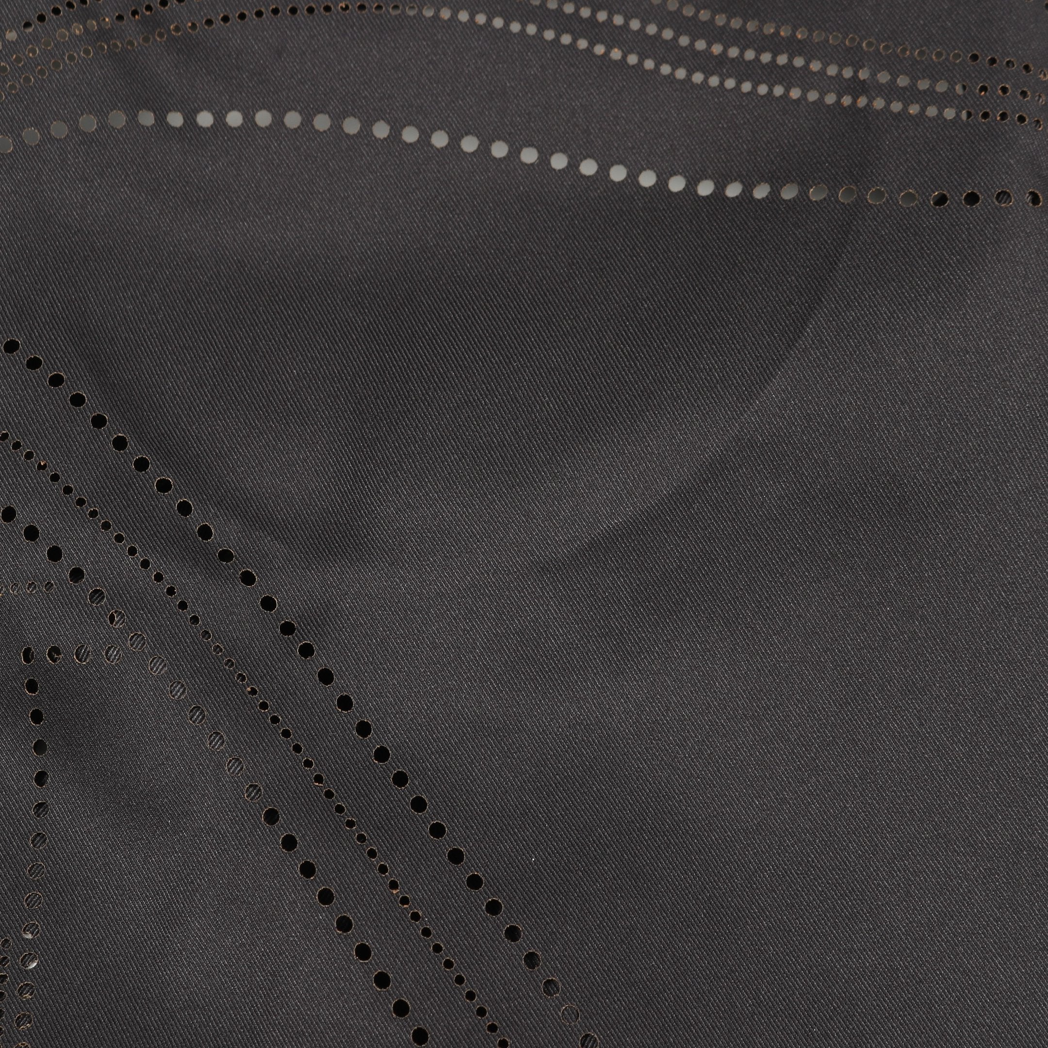 セリエボタン シャツ 長袖 パンチング シルク ブラック エルメス – RECLO