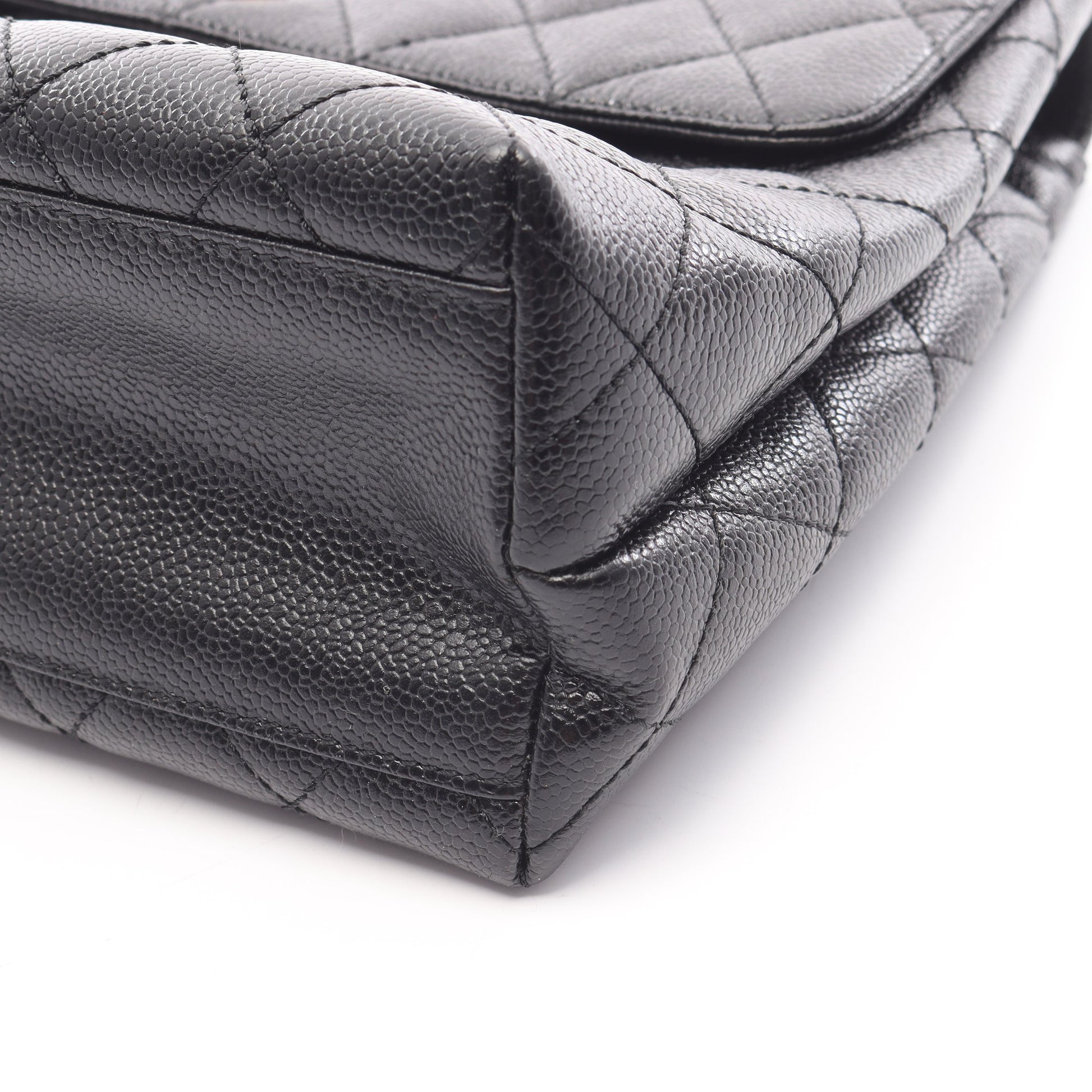 マトラッセ トップハンドル ハンドバッグ キャビアスキン ブラック ゴールド金具 シャネル バッグ CHANEL