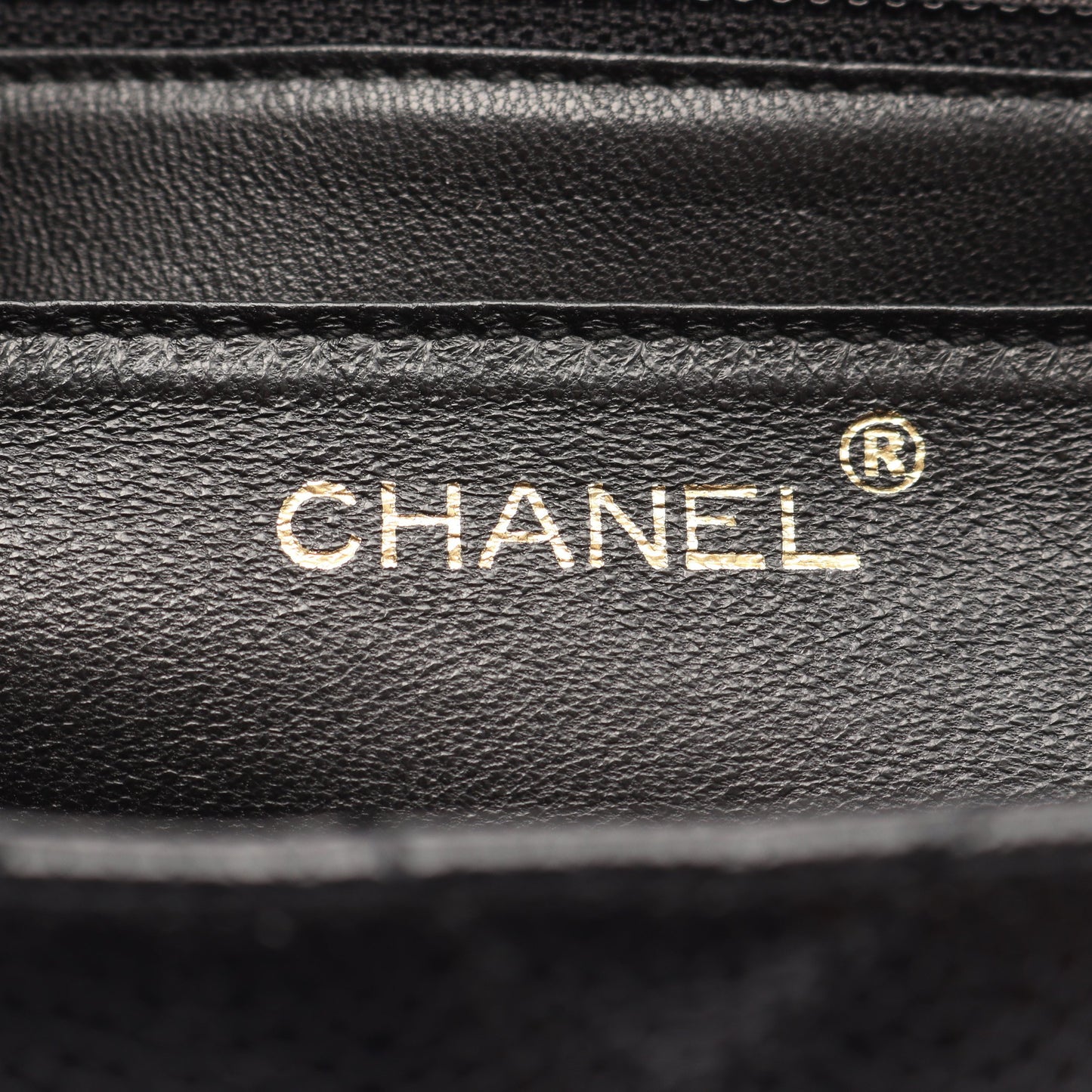 マトラッセ トップハンドル ハンドバッグ キャビアスキン ブラック ゴールド金具 シャネル バッグ CHANEL