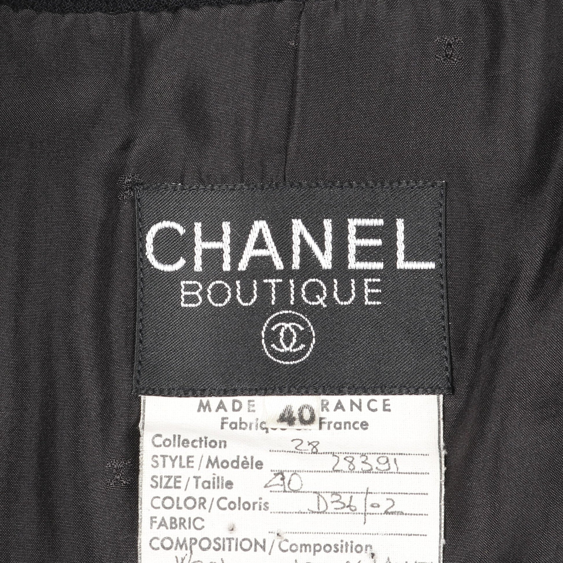 カメリアボタン ノーカラージャケット セットアップ スカートスーツ ウール シルク ブラック シャネル スーツ CHANEL