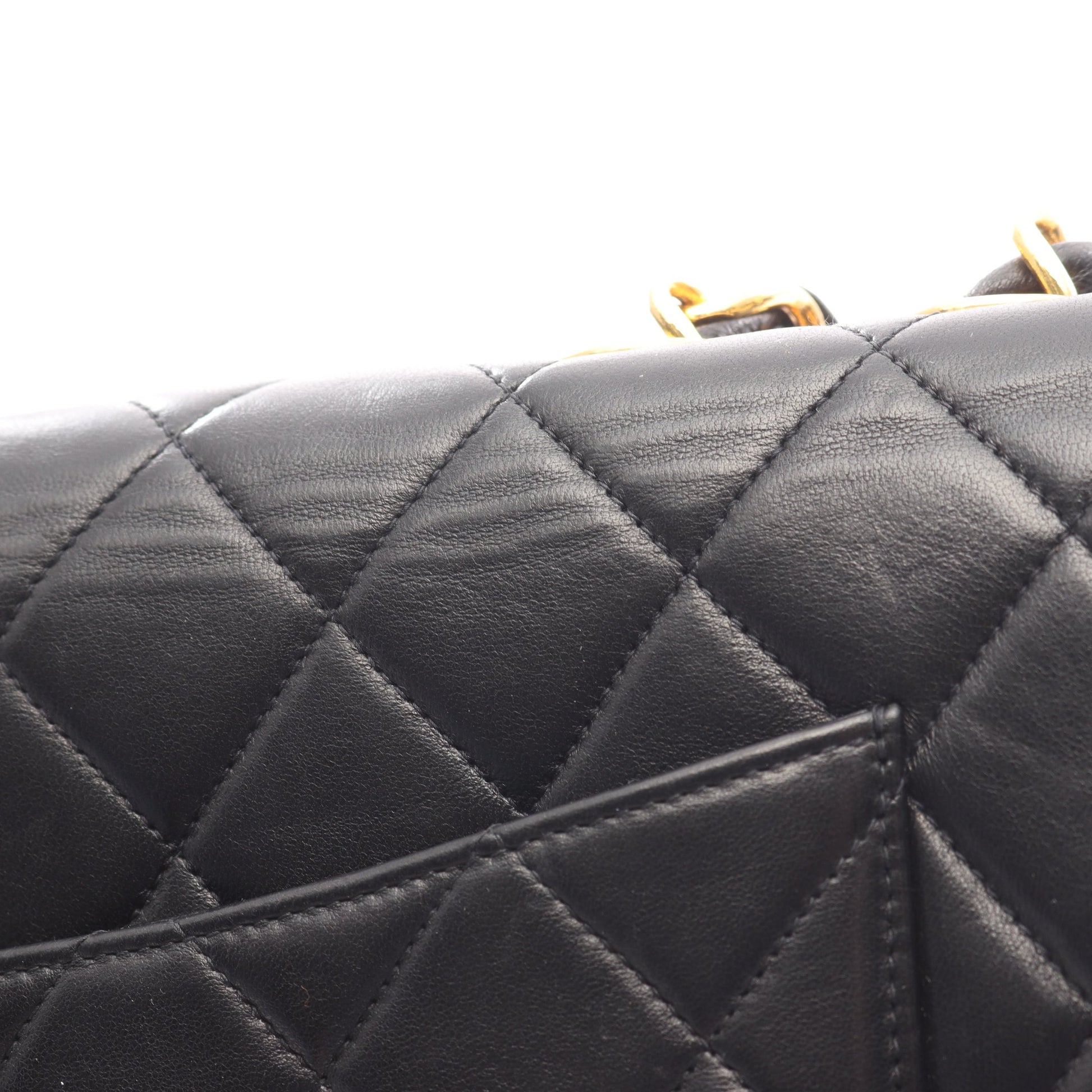 デカマトラッセ30 シングルフラップ Wチェーンショルダーバッグ ラムスキン ブラック ゴールド金具 シャネル バッグ CHANEL