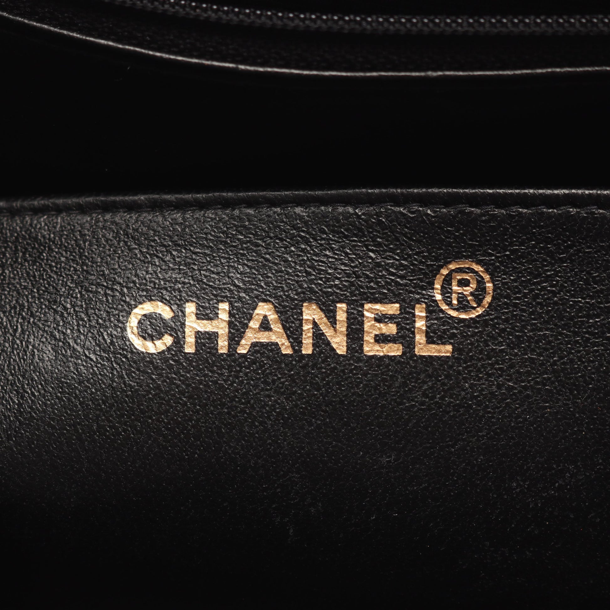 デカマトラッセ30 シングルフラップ Wチェーンショルダーバッグ ラムスキン ブラック ゴールド金具 シャネル バッグ CHANEL