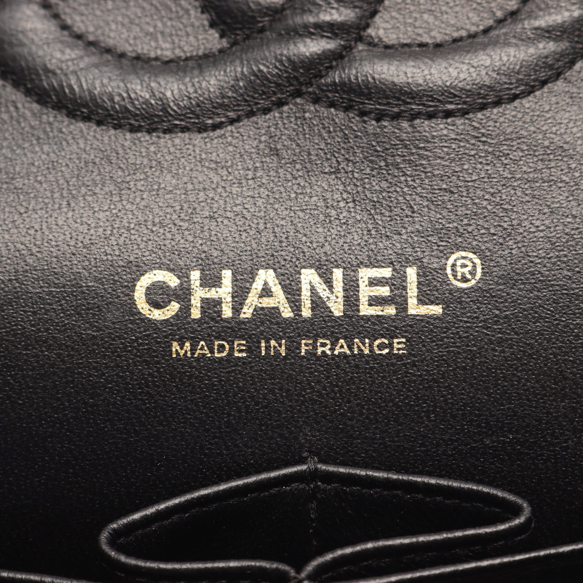マトラッセ Wフラップ Wチェーンショルダーバッグ キャビアスキン ブラック ゴールド金具 シャネル バッグ CHANEL