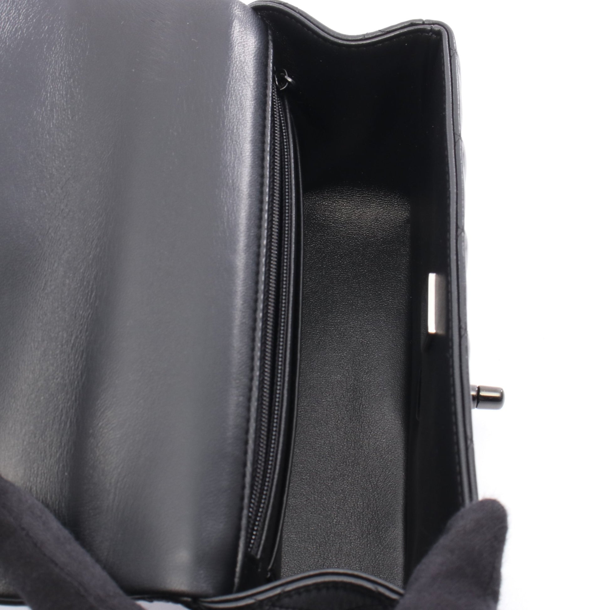 マトラッセ トップハンドル ミニ フラップ チェーンショルダーバッグ レザー ブラック ブラック金具 2WAY シャネル バッグ CHANEL