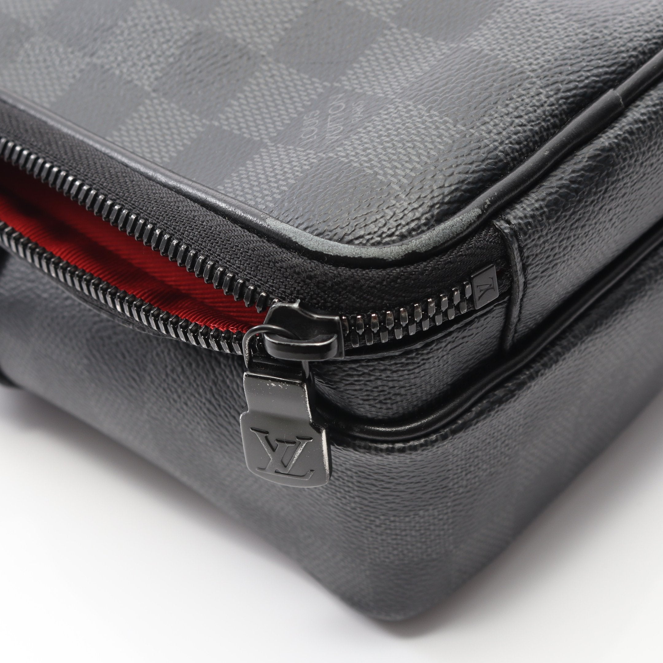 ユーティリティ メッセンジャー ダミエグラフィット ショルダーバッグ