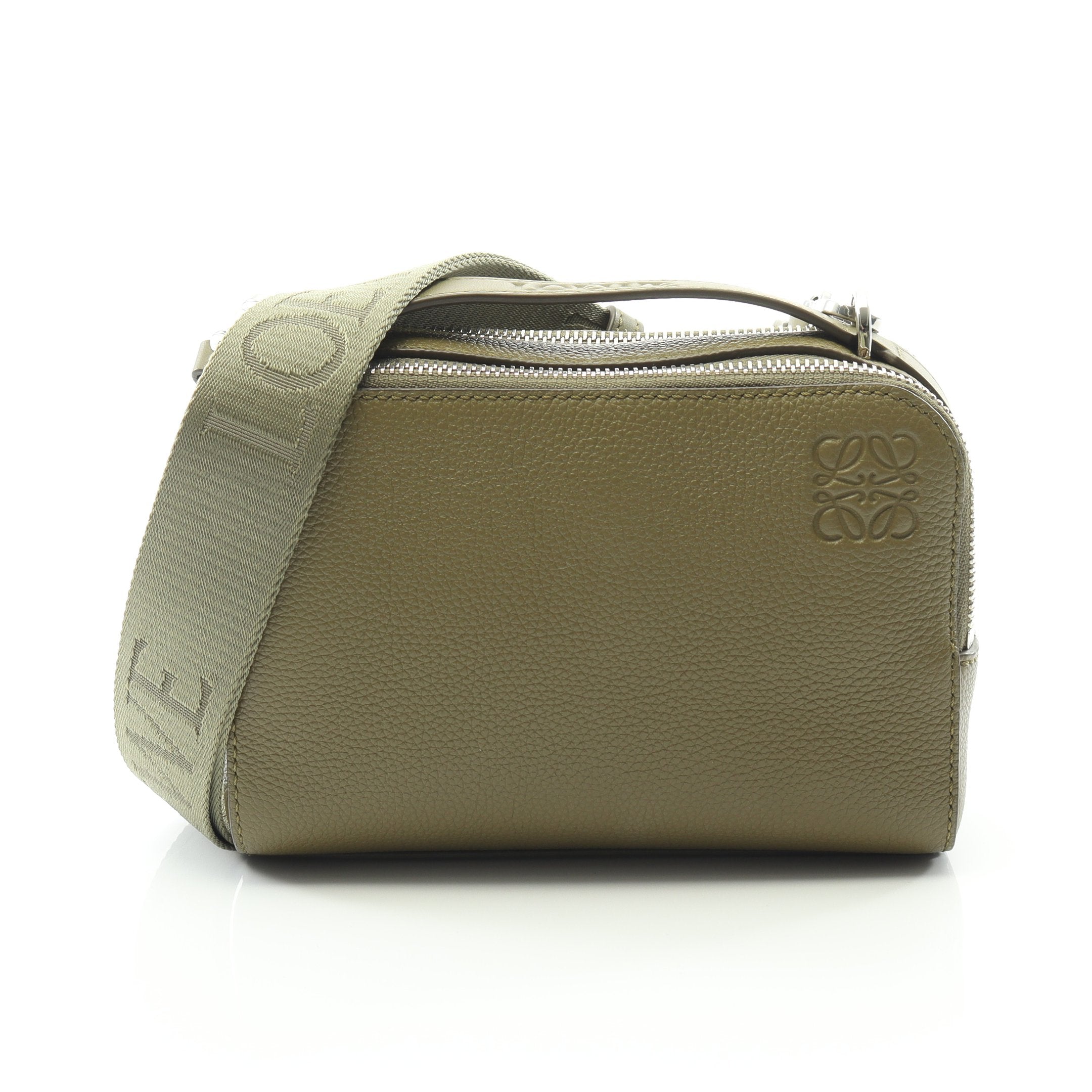 美品　【LOEWE】ロエベ　クロスボディバック　ミニ　2WAY LOEWE ロエベ カメラ クロスボディバッグ ミニ サテンカーフ