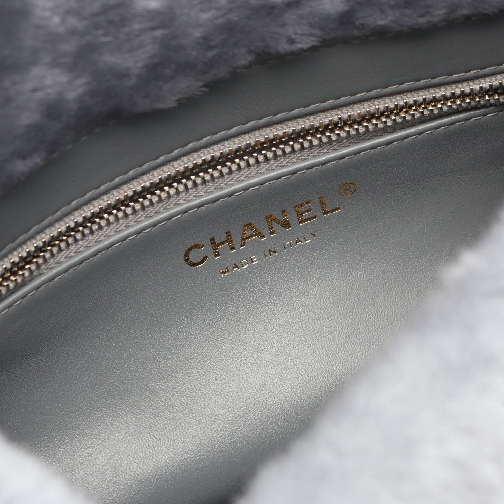 マトラッセ チェーンショルダーバッグ シアリング ブルーグレー ゴールド金具 2WAY シャネル バッグ CHANEL
