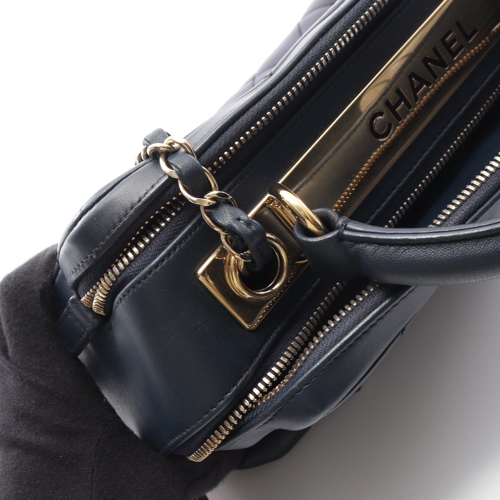 マトラッセ ボーリングバッグ チェーンショルダーバッグ ラムスキン ネイビー ゴールド金具 2WAY シャネル バッグ CHANEL