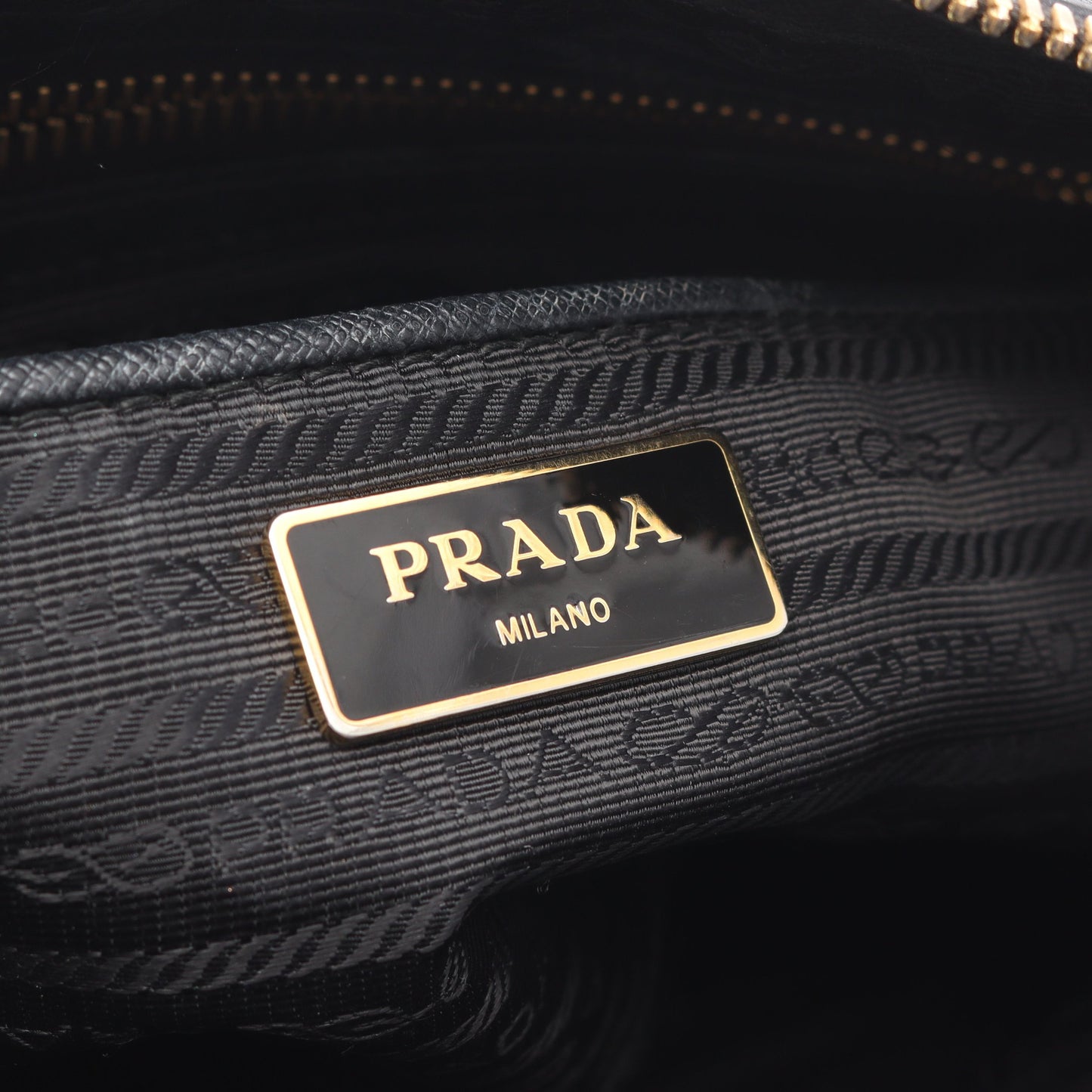 TESSUTO SAFFIANO ハンドバッグ ナイロン サフィアーノレザー ブラック 2WAY プラダ バッグ PRADA
