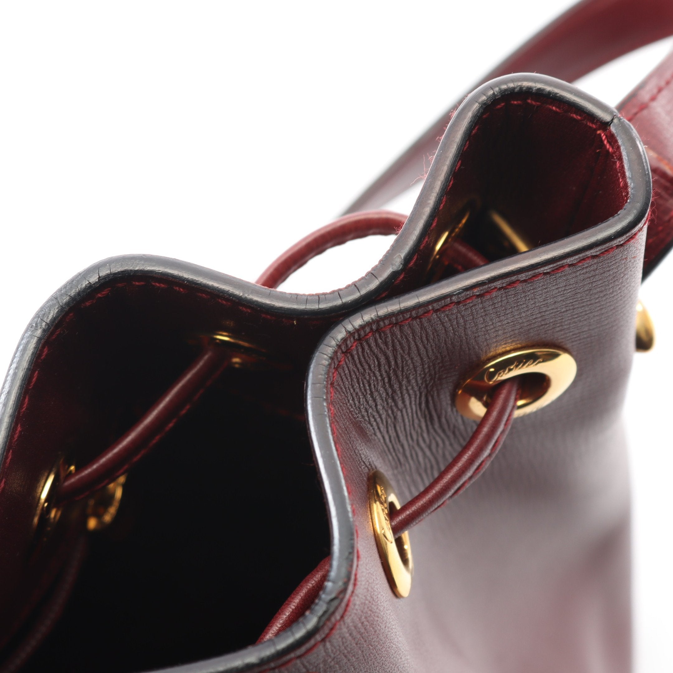 ✨美品✨カルティエ　マストライン　ショルダーバッグ　巾着　レザー　ボルドー マストライン ショルダーバッグ レザー ボルドー 巾着