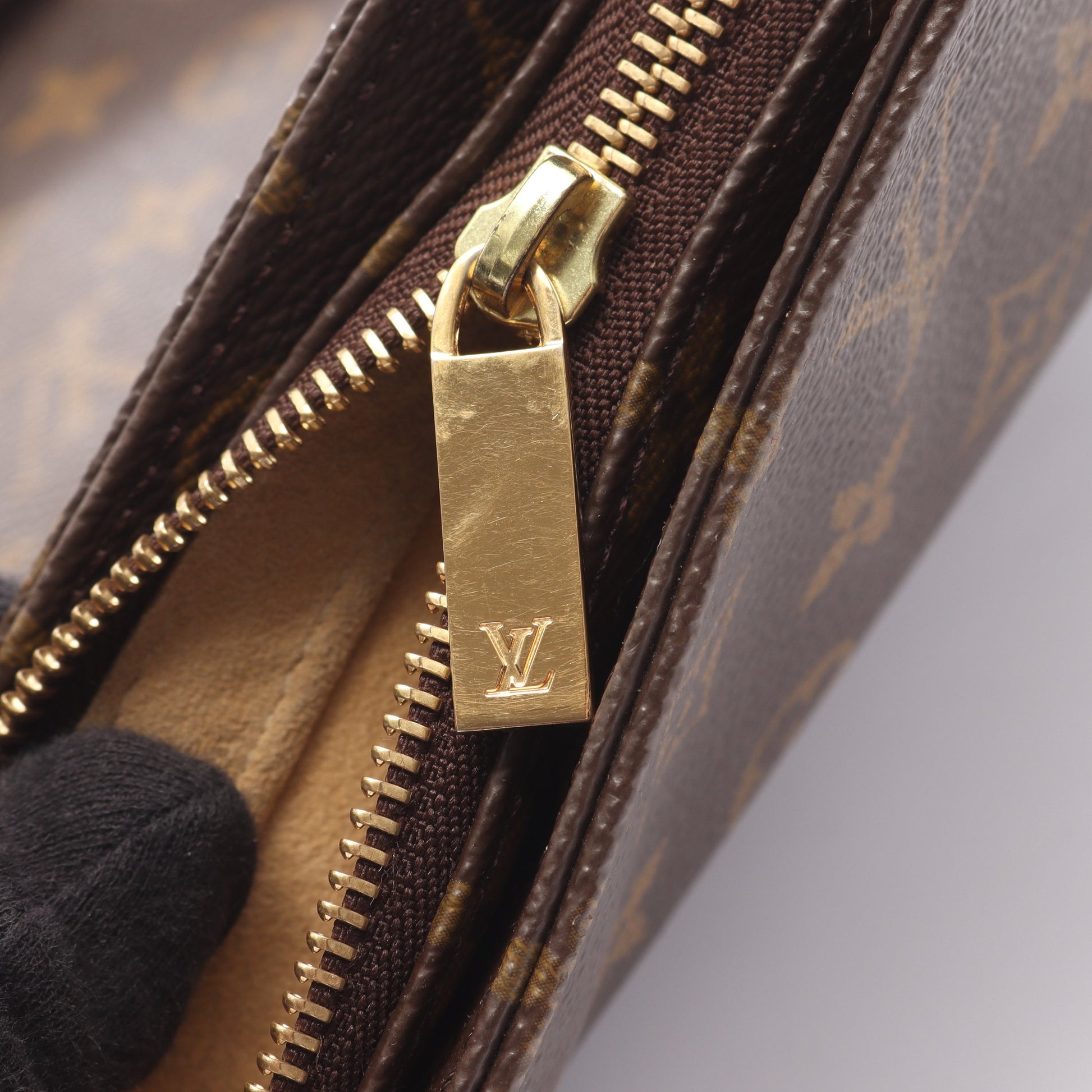 ルーピングGM モノグラム ショルダーバッグ PVC レザー ブラウン ルイヴィトン バッグ LOUIS VUITTON