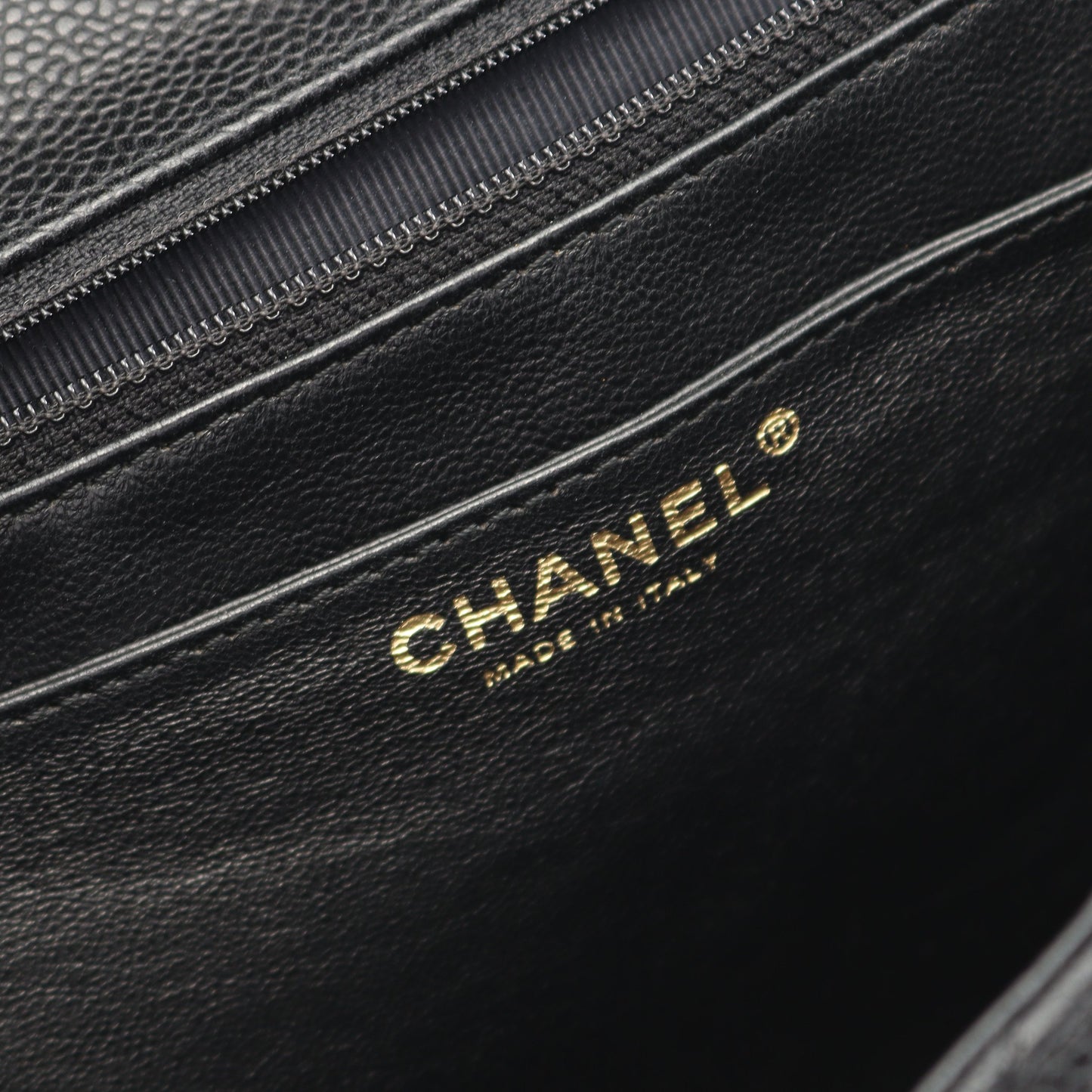 マトラッセ ハンドバッグ キャビアスキン ブラック ゴールド金具 シャネル バッグ CHANEL