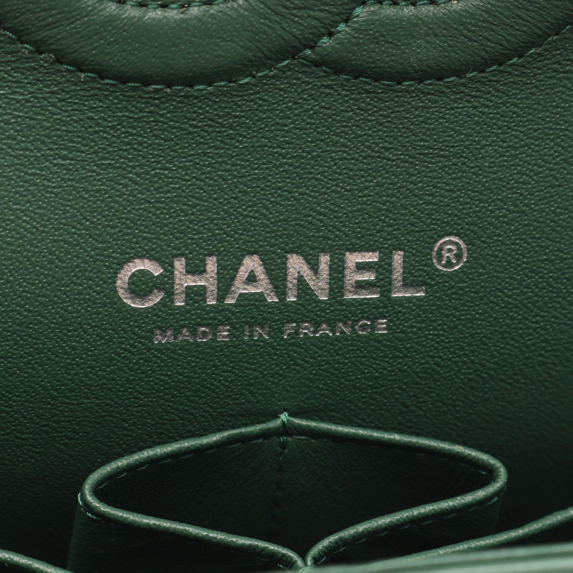 マトラッセ Wフラップ Wチェーンショルダーバッグ ラムスキン グリーン シルバー金具 シャネル バッグ CHANEL