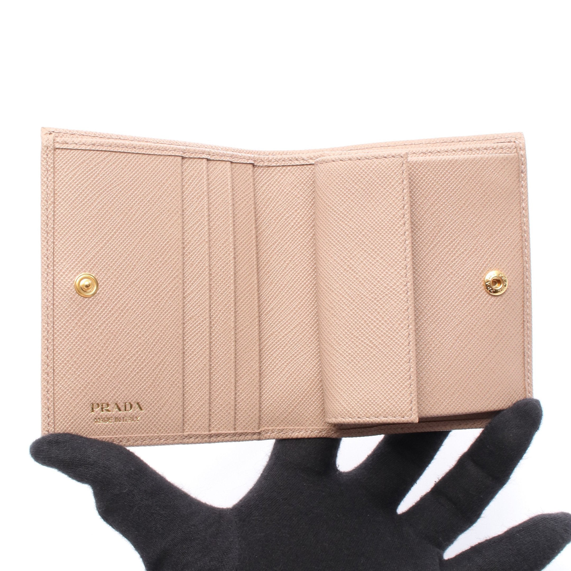 二つ折り財布 レザー ピンク プラダ – RECLO
