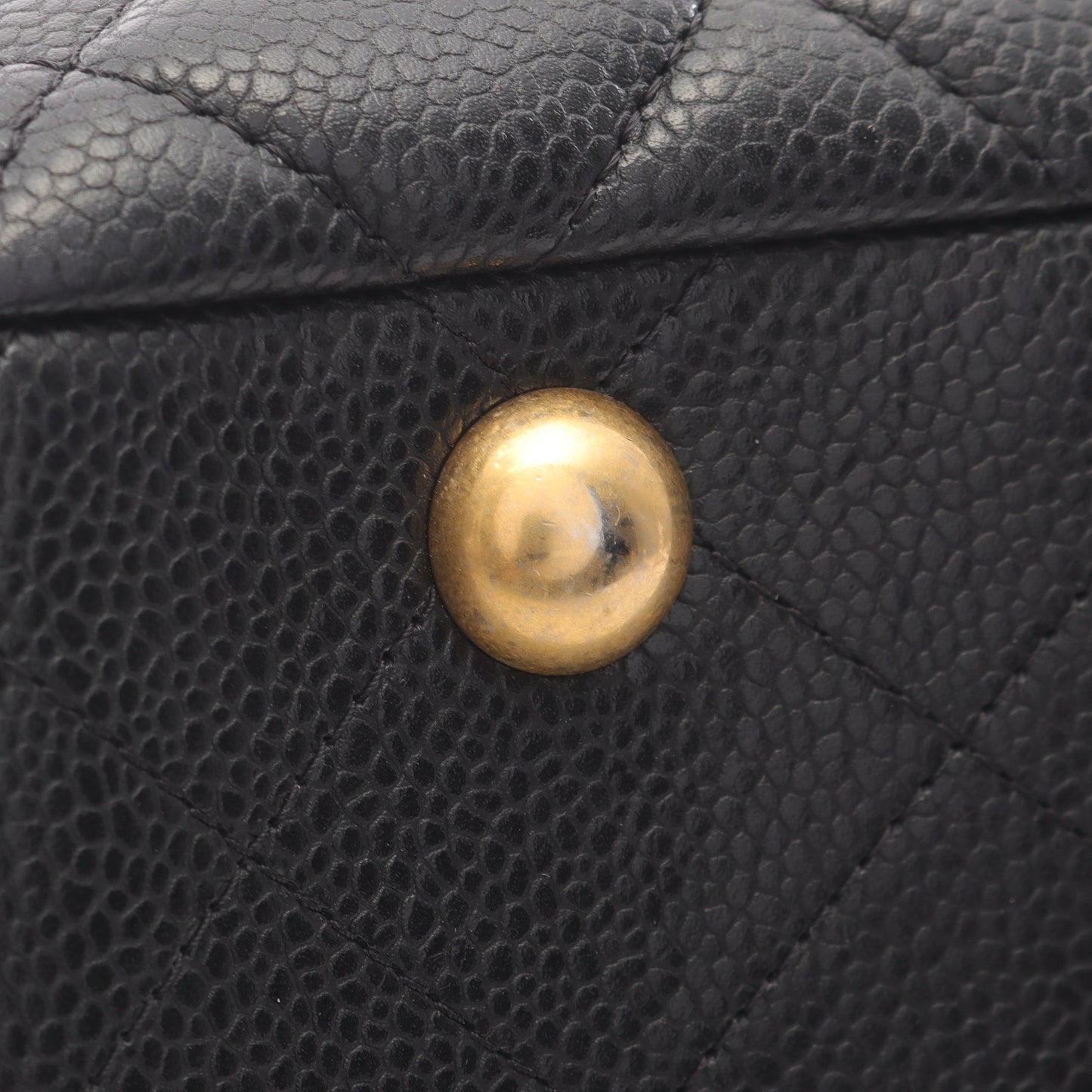 マトラッセ チェーンショルダーバッグ チェーントートバッグ キャビアスキン ブラック ゴールド金具 シャネル バッグ CHANEL
