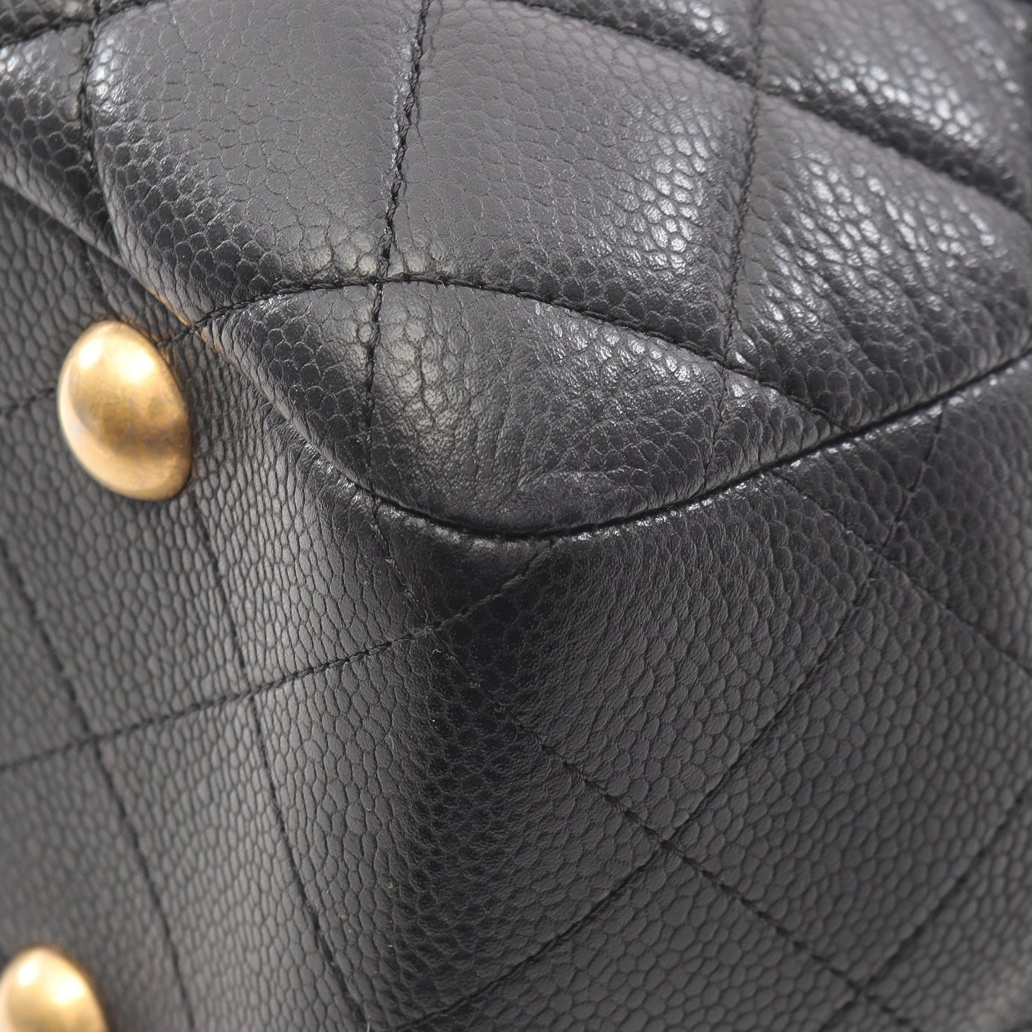 マトラッセ チェーンショルダーバッグ チェーントートバッグ キャビアスキン ブラック ゴールド金具 シャネル バッグ CHANEL