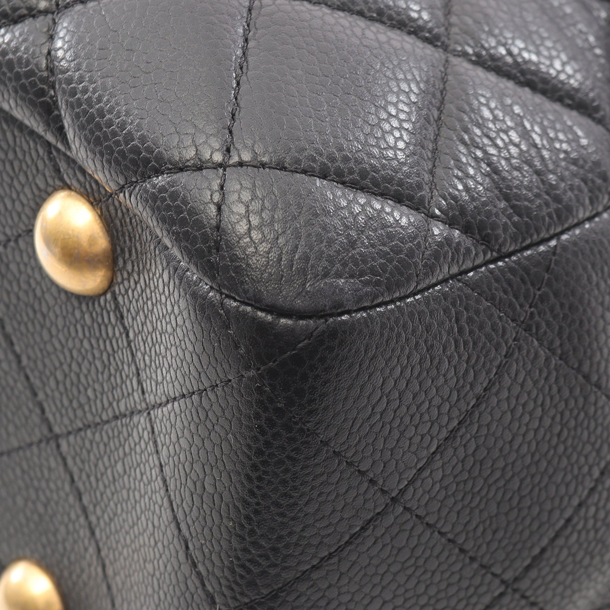 マトラッセ チェーンショルダーバッグ チェーントートバッグ キャビアスキン ブラック ゴールド金具 シャネル バッグ CHANEL