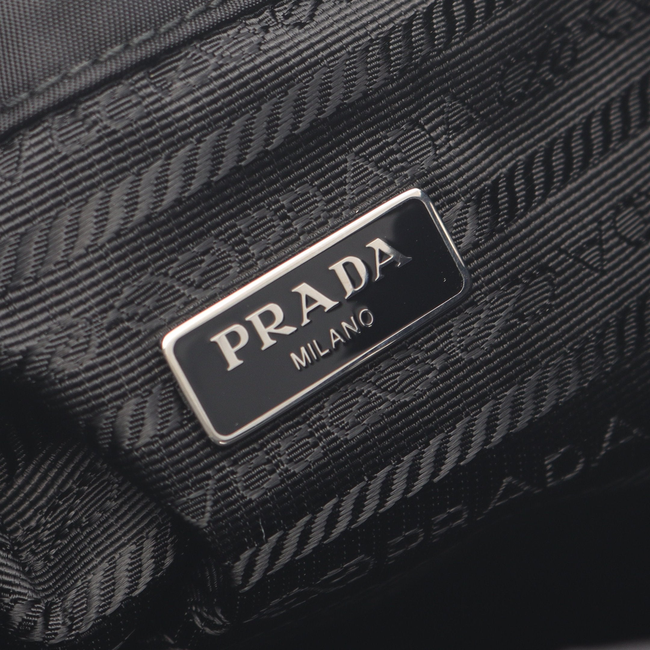 Re-Nylon ポーチ ナイロン サフィアーノレザー ブラック プラダ – RECLO