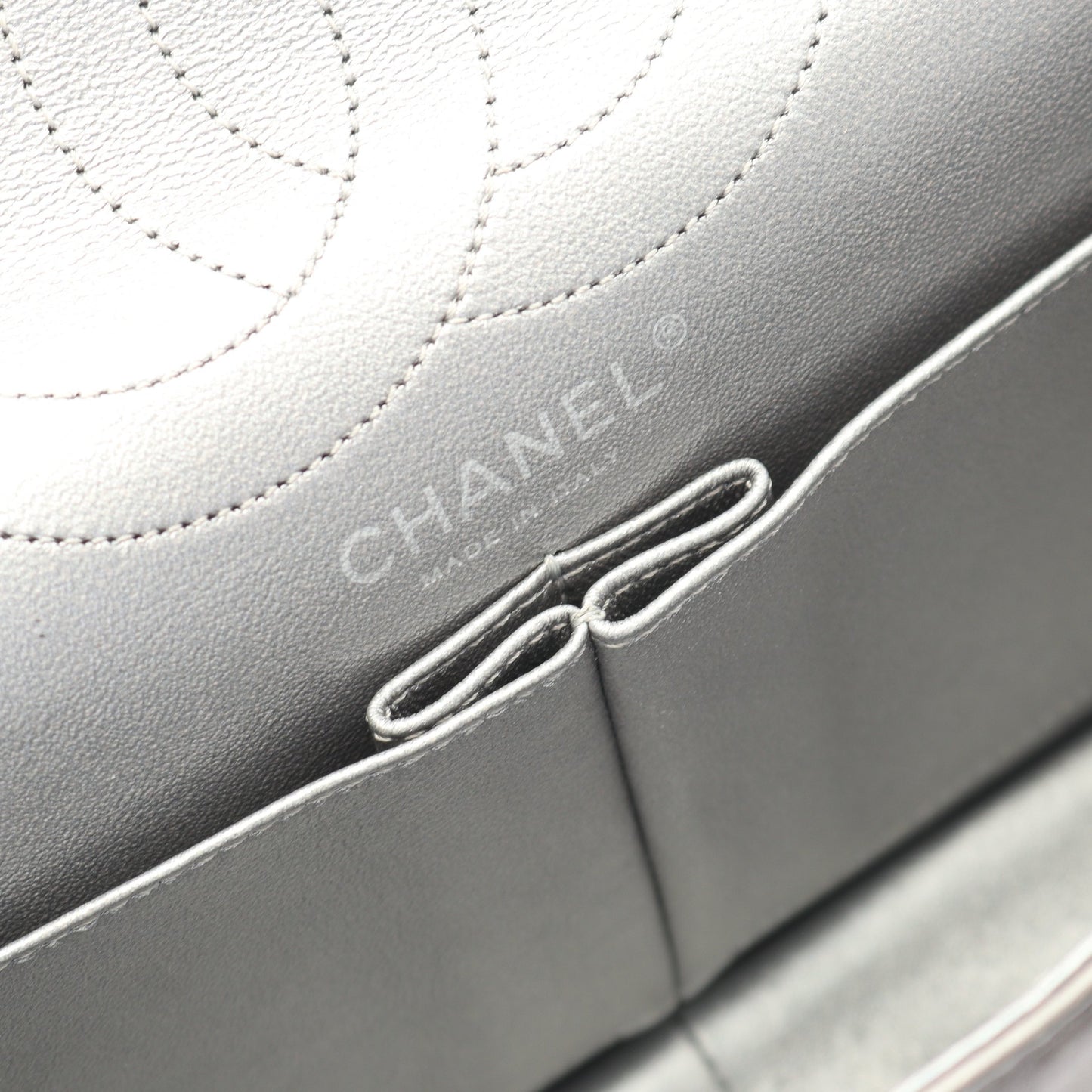2.55 マトラッセ Wフラップ Wチェーンショルダーバッグ レザー シルバー シルバー金具 シャネル バッグ CHANEL