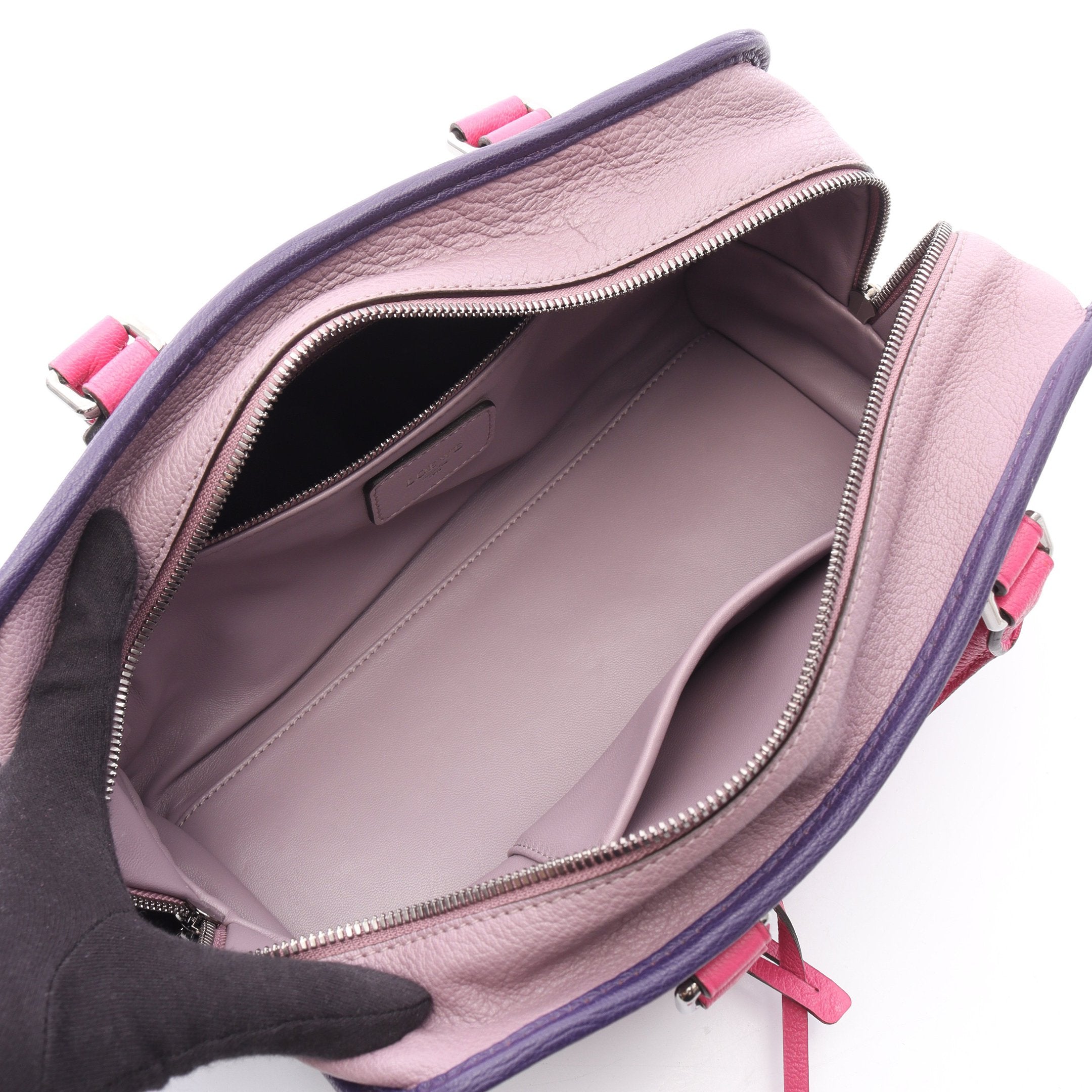 ロエベ LOEWE アマソナ28 ハンドバッグ バッグ レザー レディース パープル系 / ピンク系 【中古】 アマソナ28 ハンドバッグ レザー ライトパープル パープル ピンク