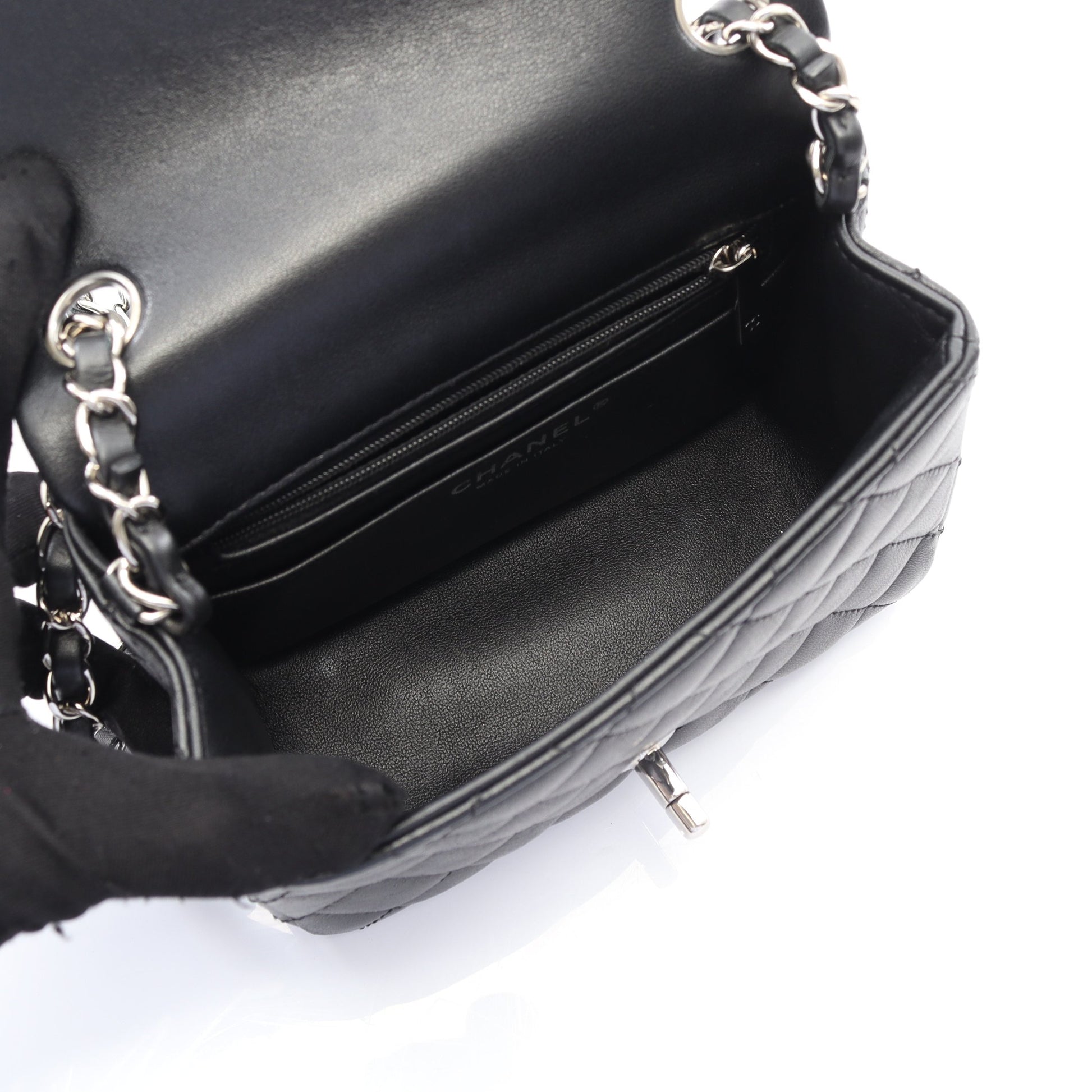 ミニマトラッセ チェーンショルダーバッグ ラムスキン ブラック シルバー金具 シャネル バッグ CHANEL