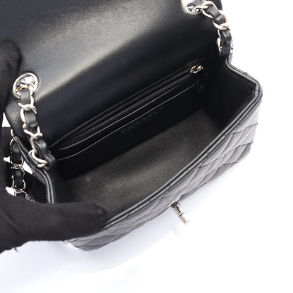 ミニマトラッセ チェーンショルダーバッグ ラムスキン ブラック シルバー金具 シャネル バッグ CHANEL