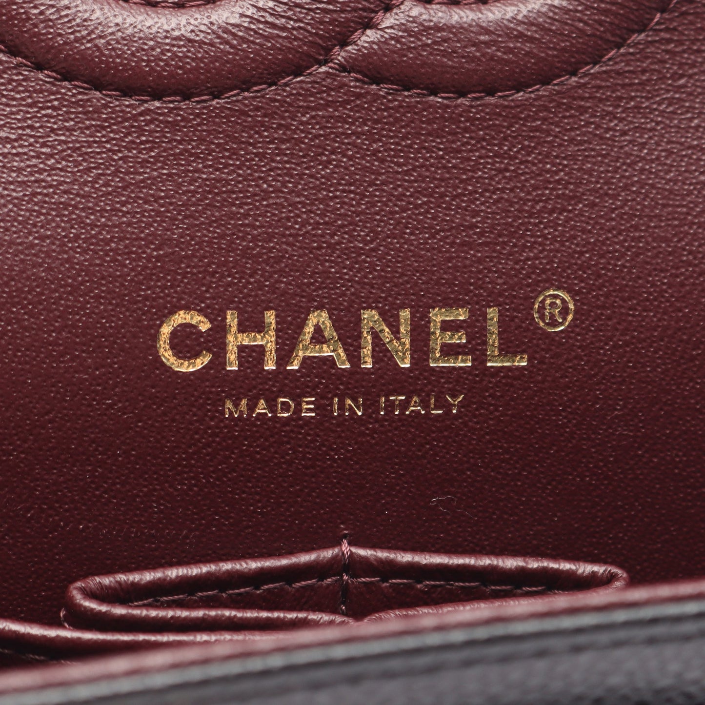 マトラッセ Wフラップ Wチェーンショルダーバッグ キャビアスキン ブラック ゴールド金具 シャネル バッグ CHANEL