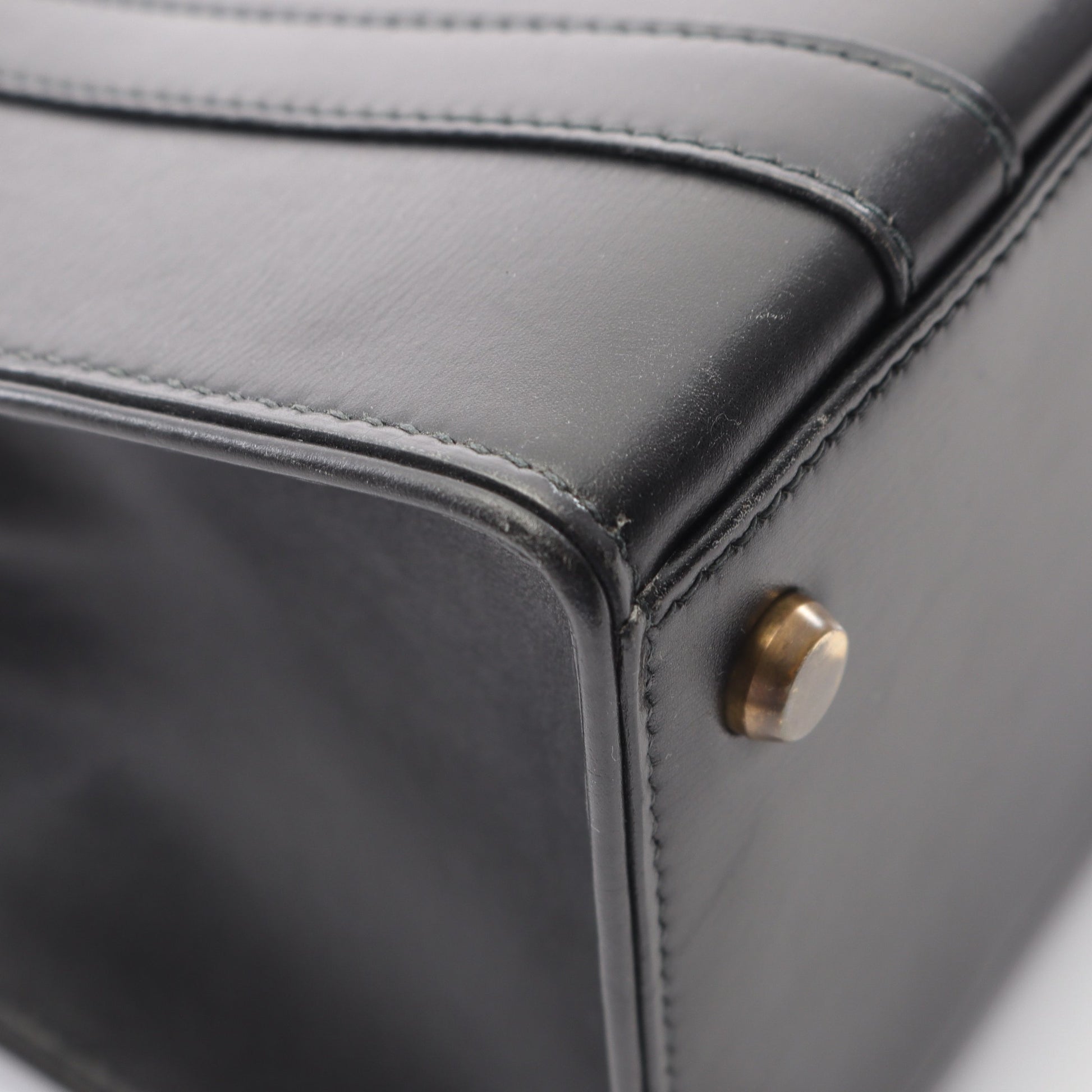 ドラッグ30 ハンドバッグ ボックスカーフ ブラック ゴールド金具 ○G刻印 エルメス バッグ HERMES