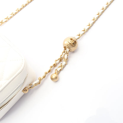 マトラッセ チェーンショルダーバッグ レザー ホワイト ゴールド金具 シャネル バッグ CHANEL